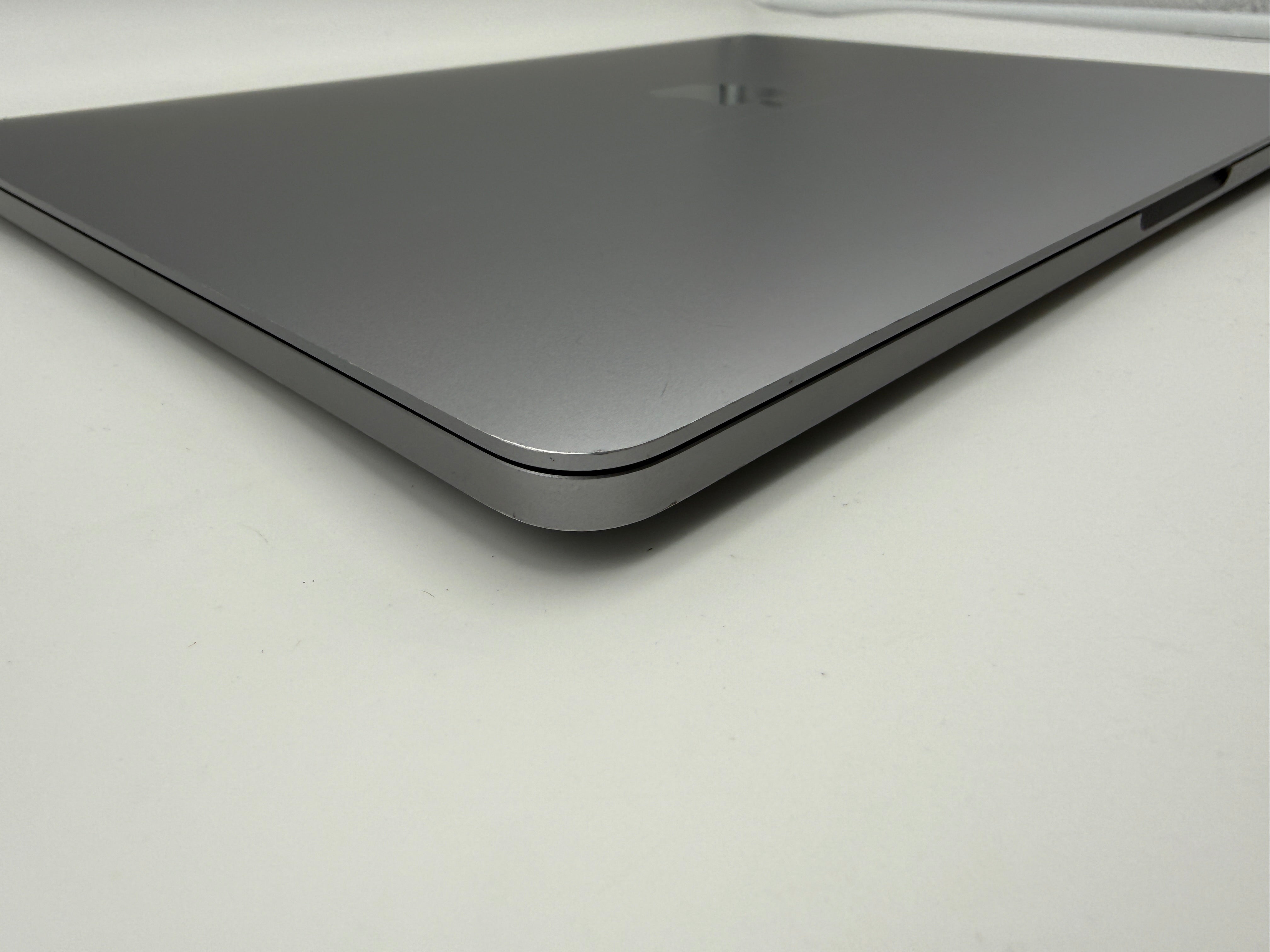 Macbook Pro 13" A2338 M1 16GB 1TB 2020 Spacegrau Grau MwSt. #PS417