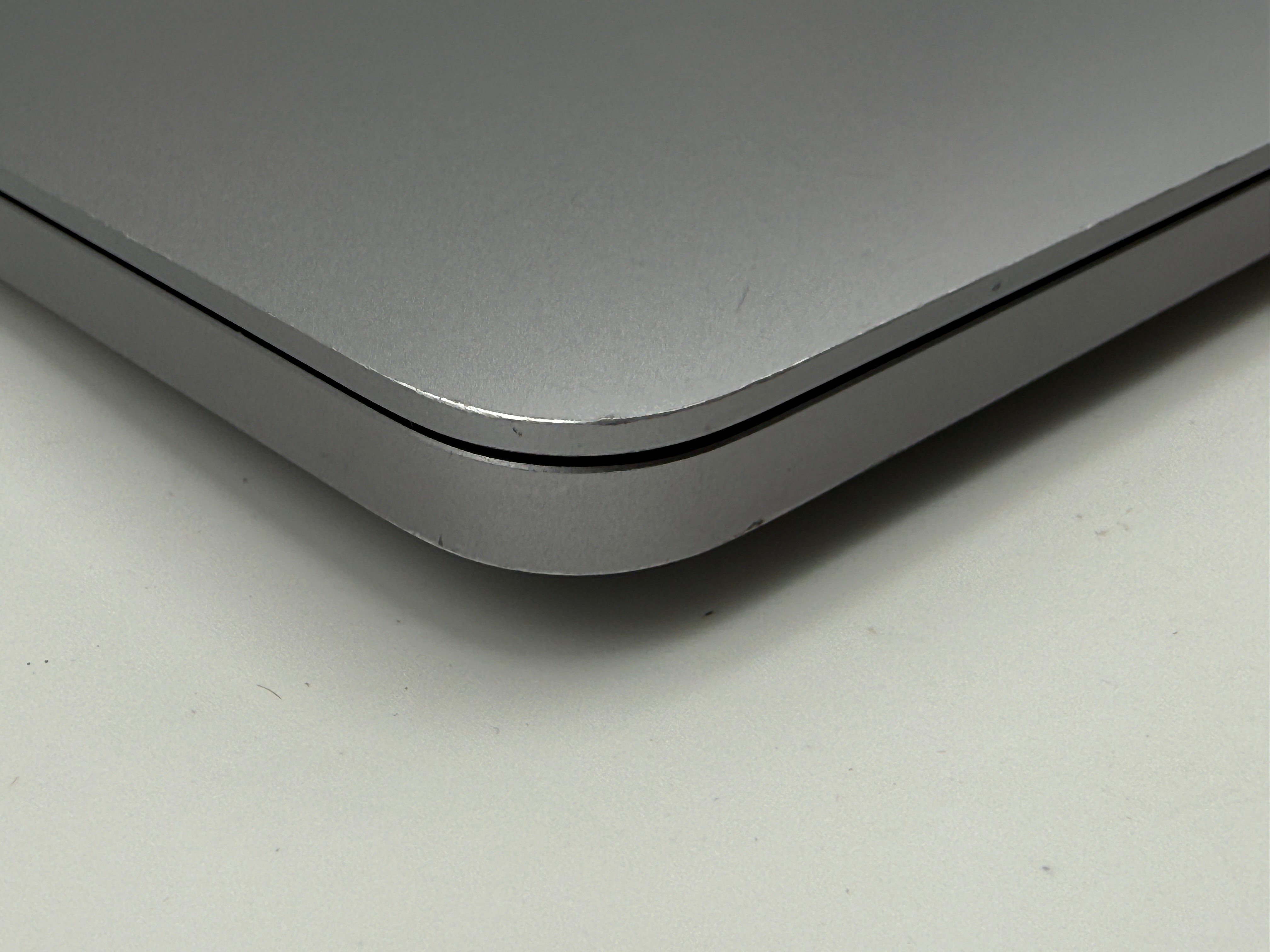 Macbook Pro 13" A2338 M1 16GB 1TB 2020 Spacegrau Grau MwSt. #PS417