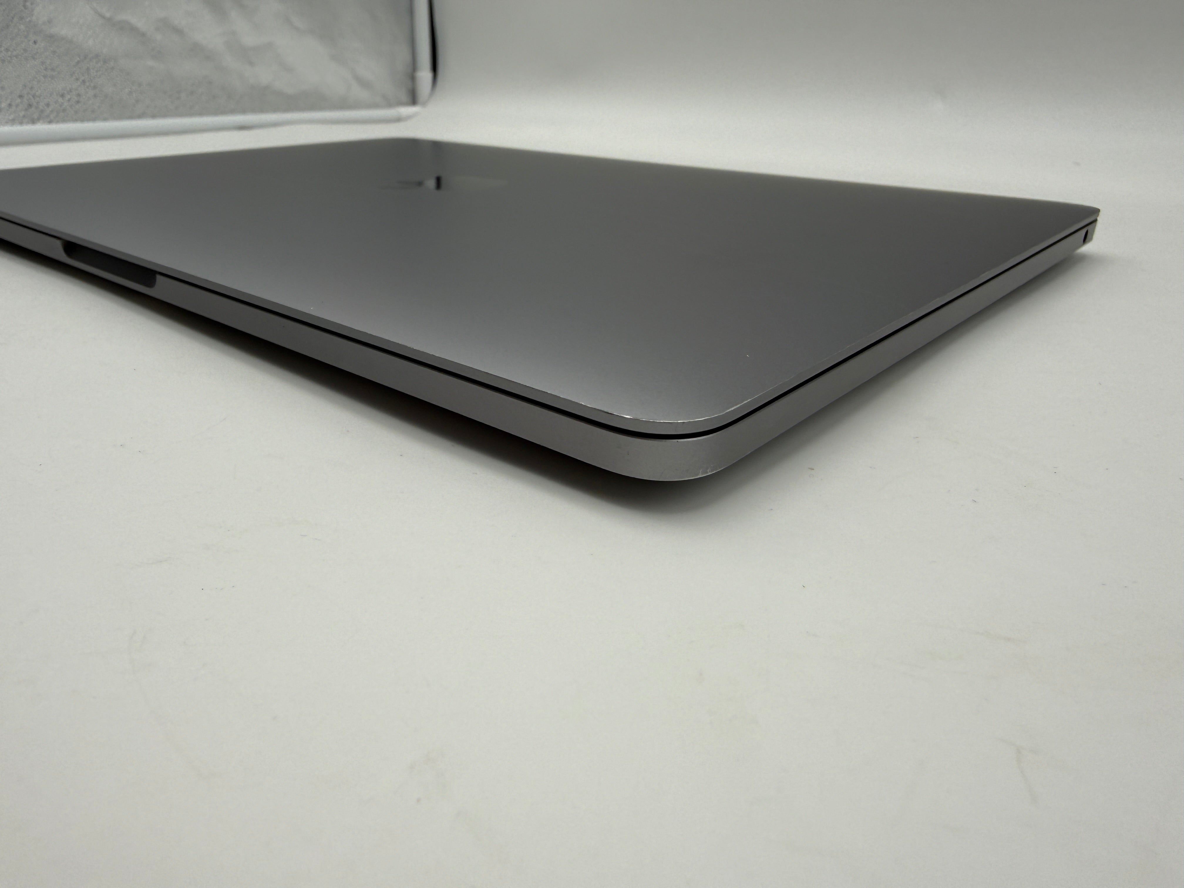 Macbook Pro 13" A2338 M1 16GB 1TB 2020 Spacegrau Grau MwSt. #PS417