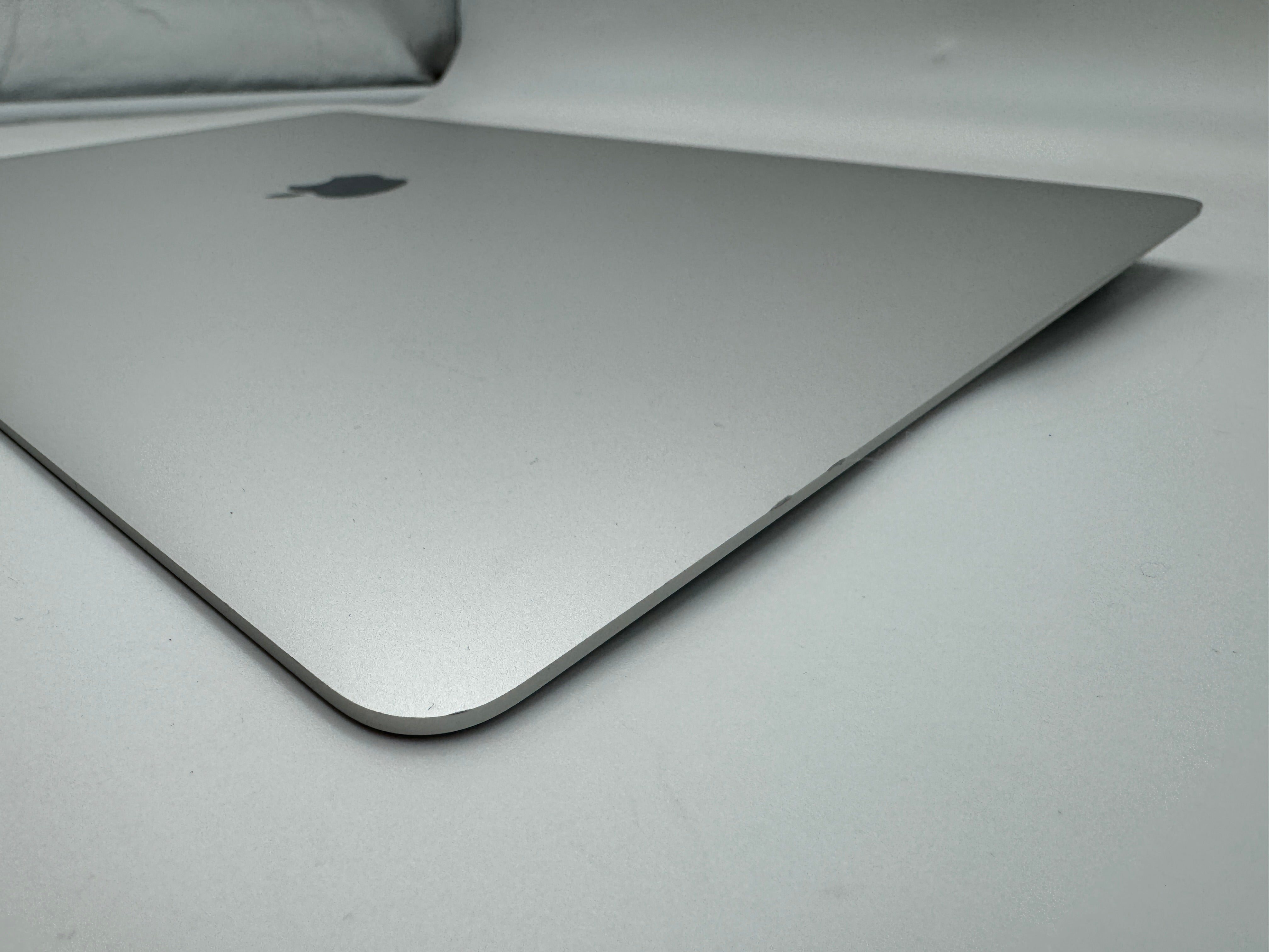 Macbook Pro 16" 2019 A2141 Display Bildschirm Silber #D565