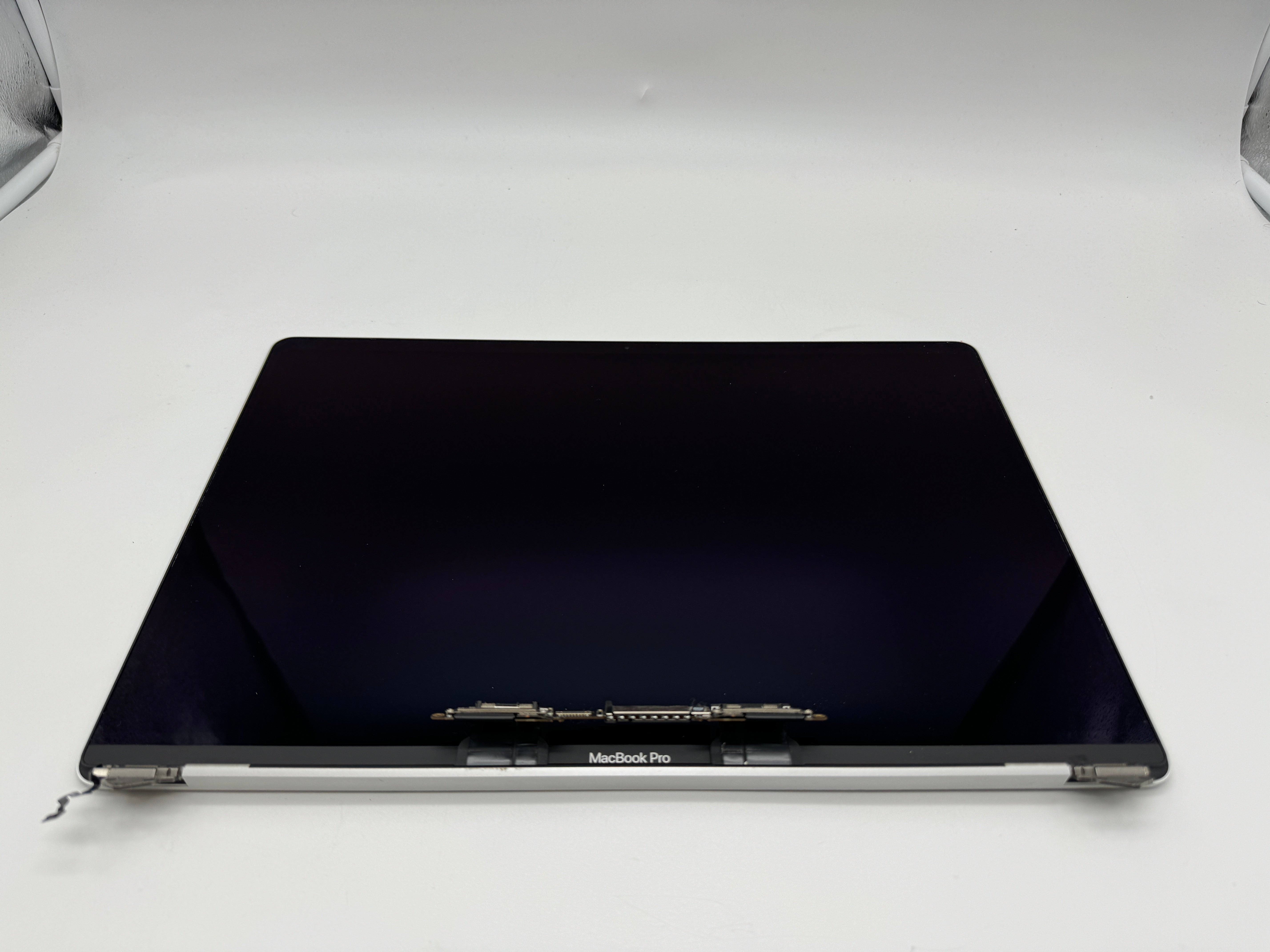 Macbook Pro 16" 2019 A2141 Display Bildschirm Silber #D567