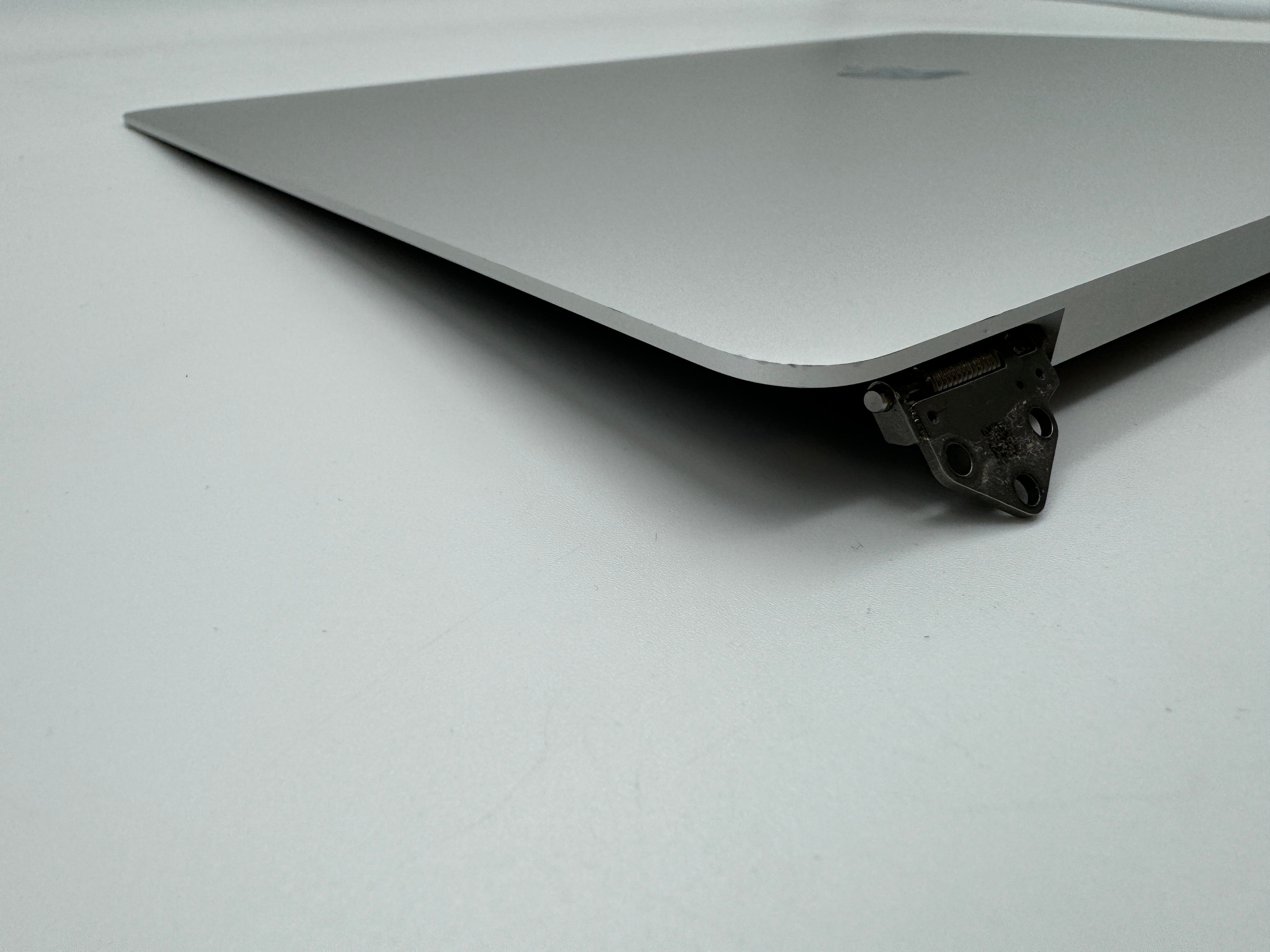 Macbook Pro 16" 2019 A2141 Display Bildschirm Silber #D567