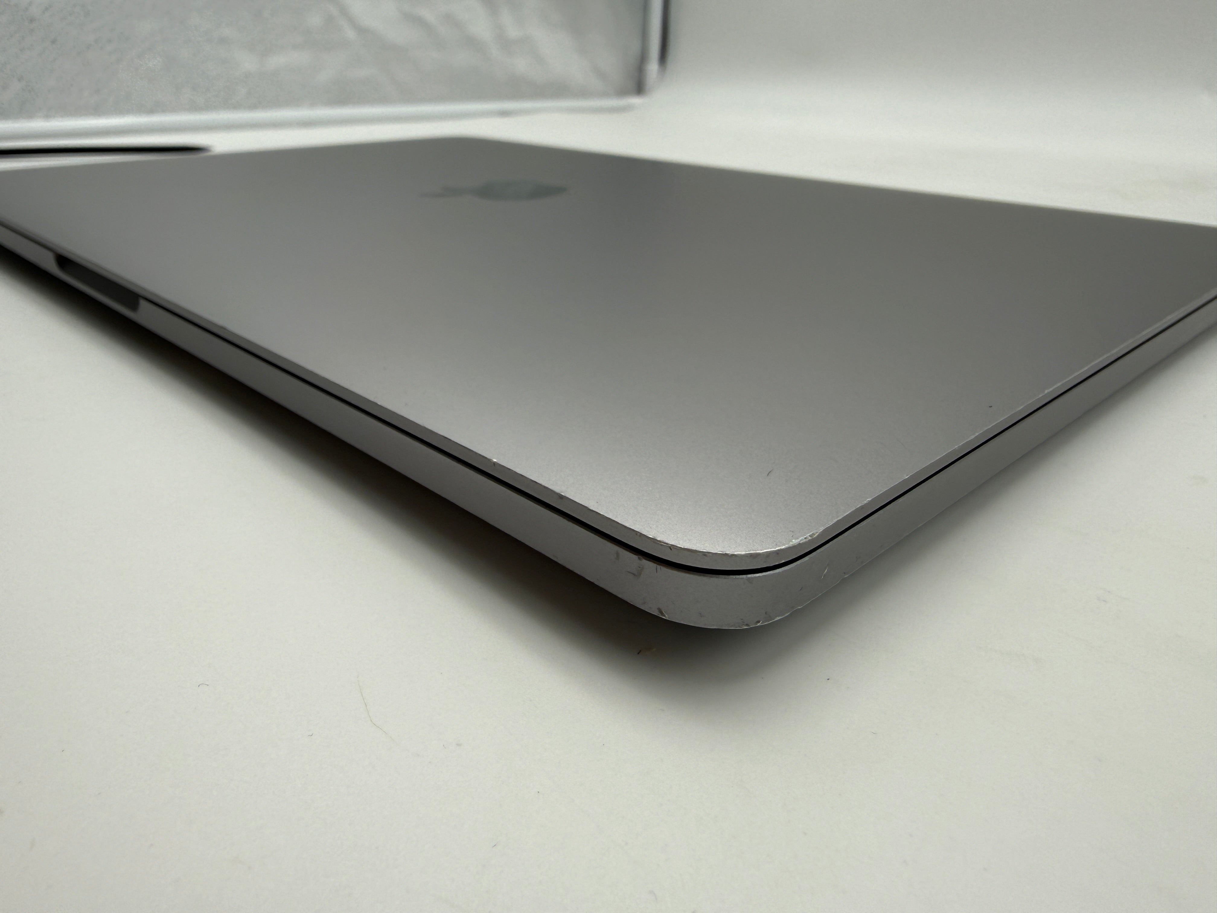 Macbook Pro 13" A2338 M1 16GB 1TB 2020 Spacegrau Grau MwSt. #PS420