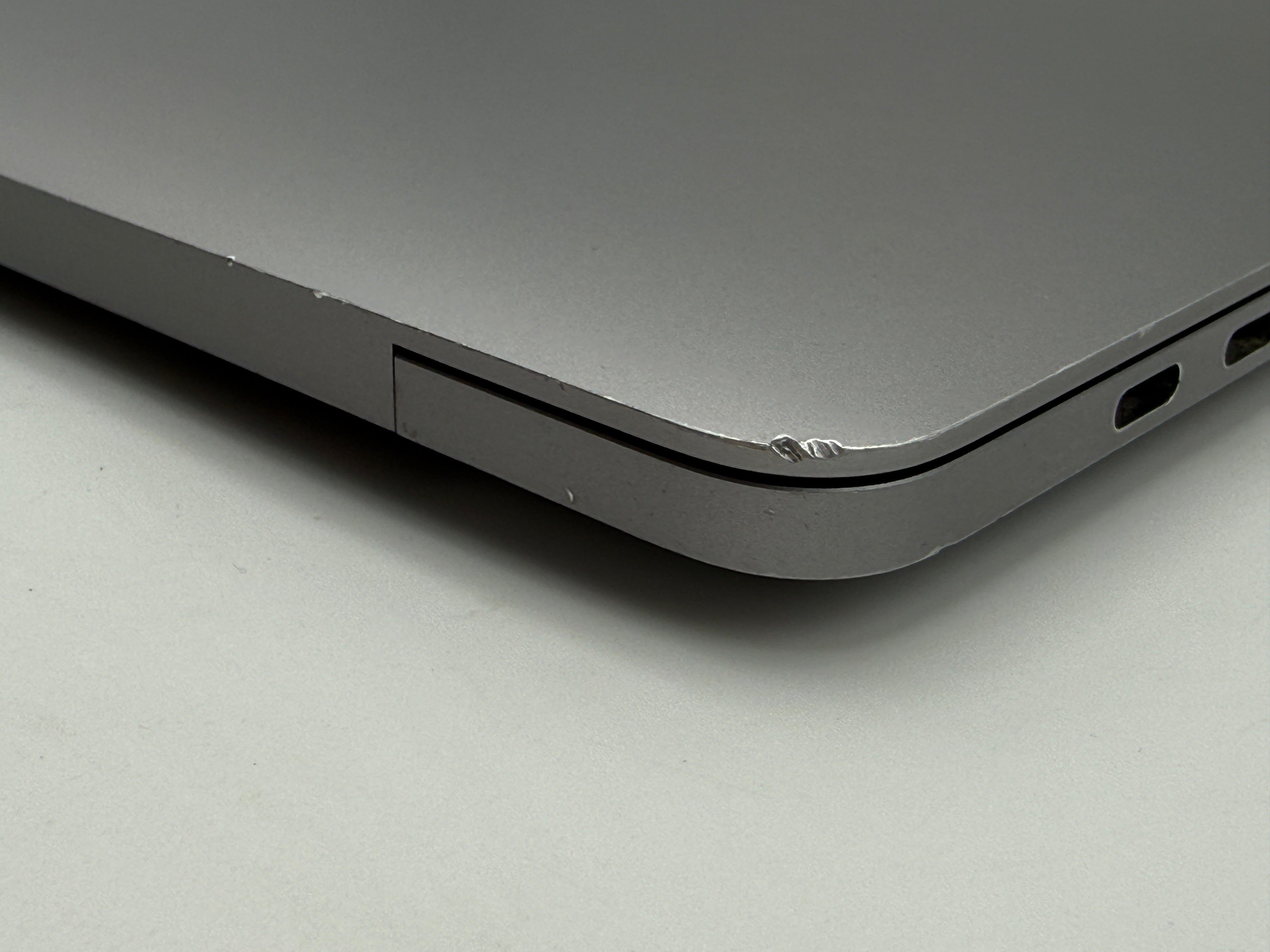 Macbook Pro 13" A2338 M1 16GB 1TB 2020 Spacegrau Grau MwSt. #PS420