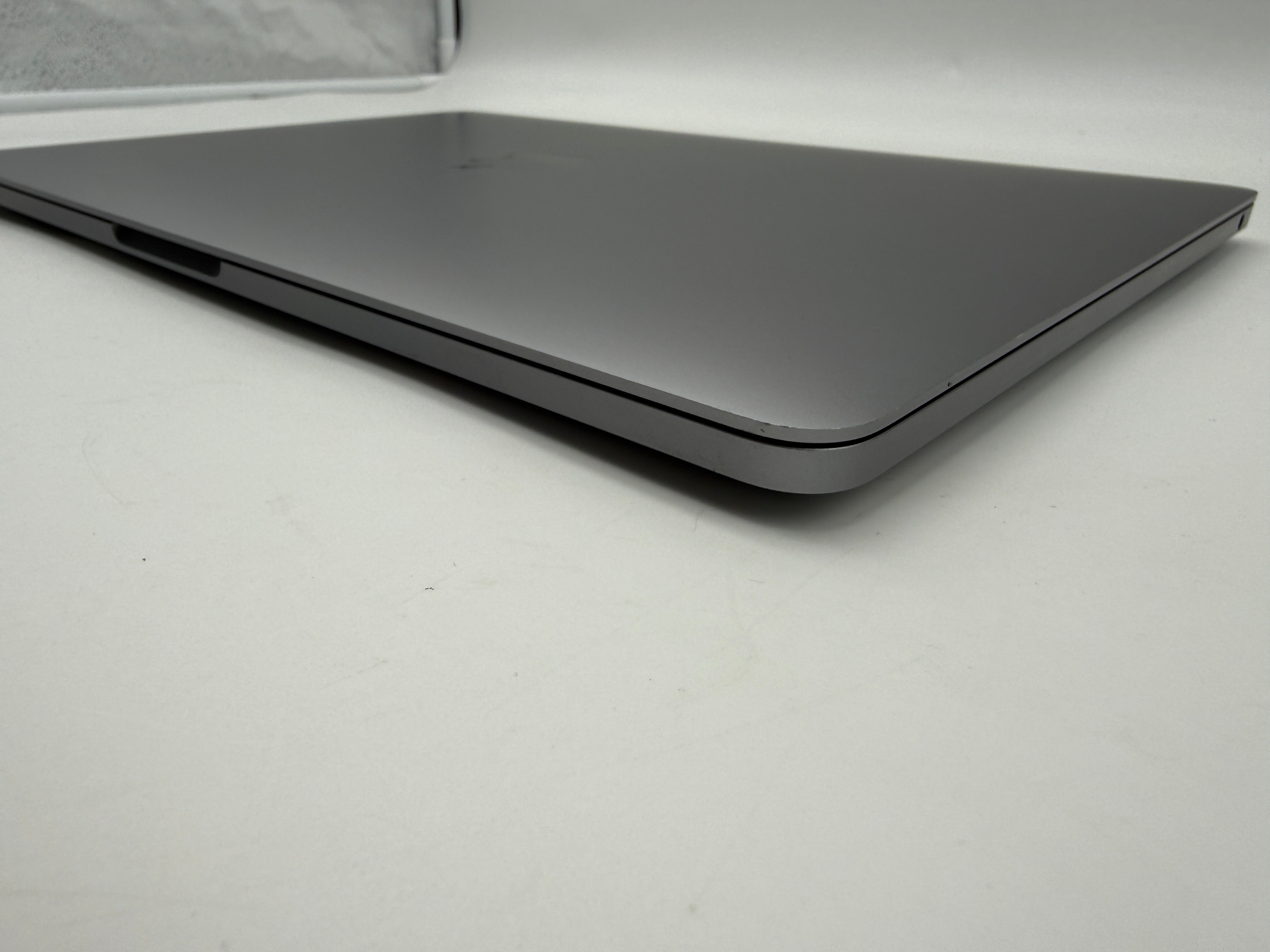 Macbook Pro 13" A2338 M1 16GB 512GB 2020 Spacegrau Grau MwSt. #PS426