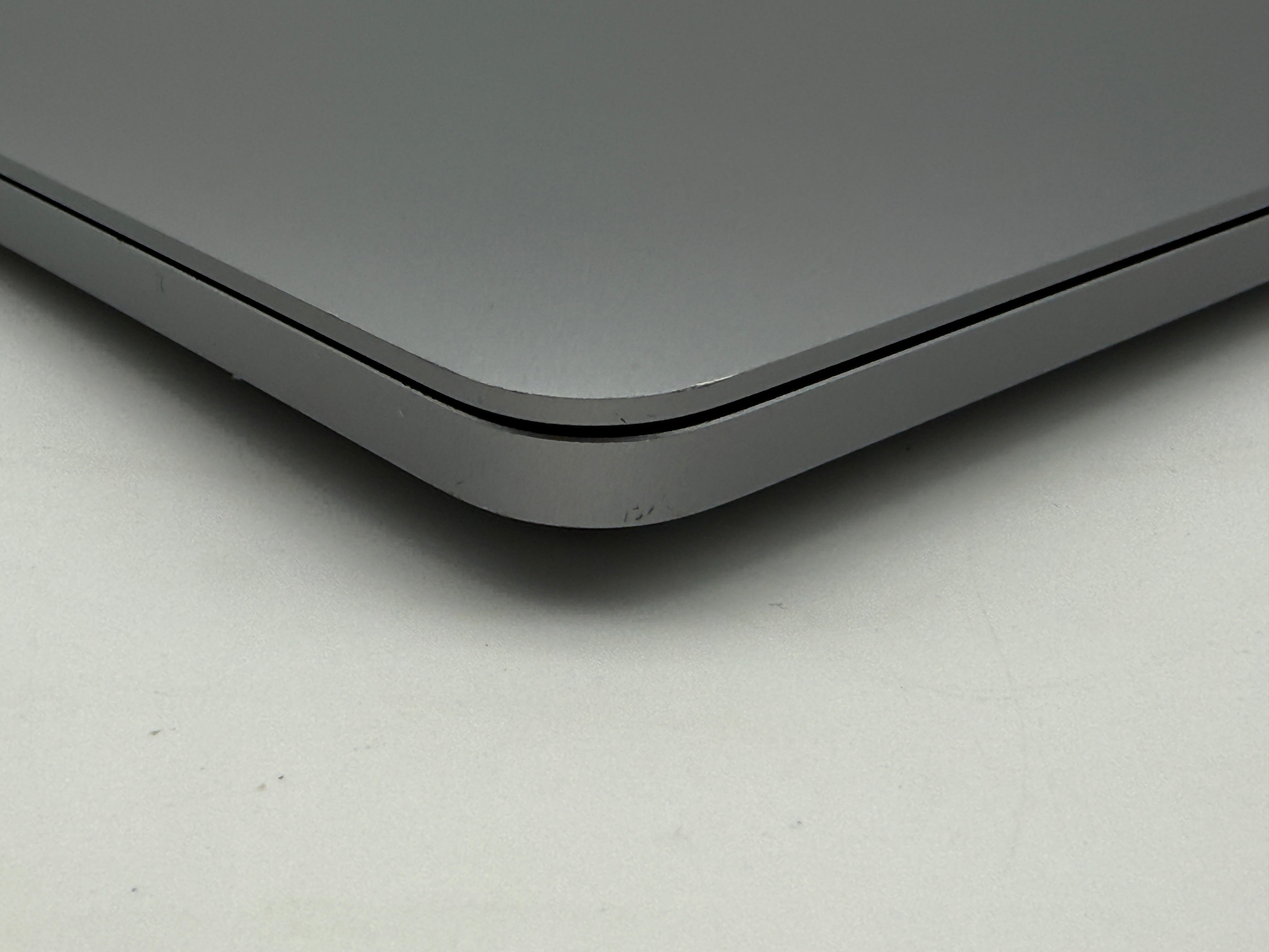 Macbook Pro 13" A2338 M1 16GB 512GB 2020 Spacegrau Grau MwSt. #PS428