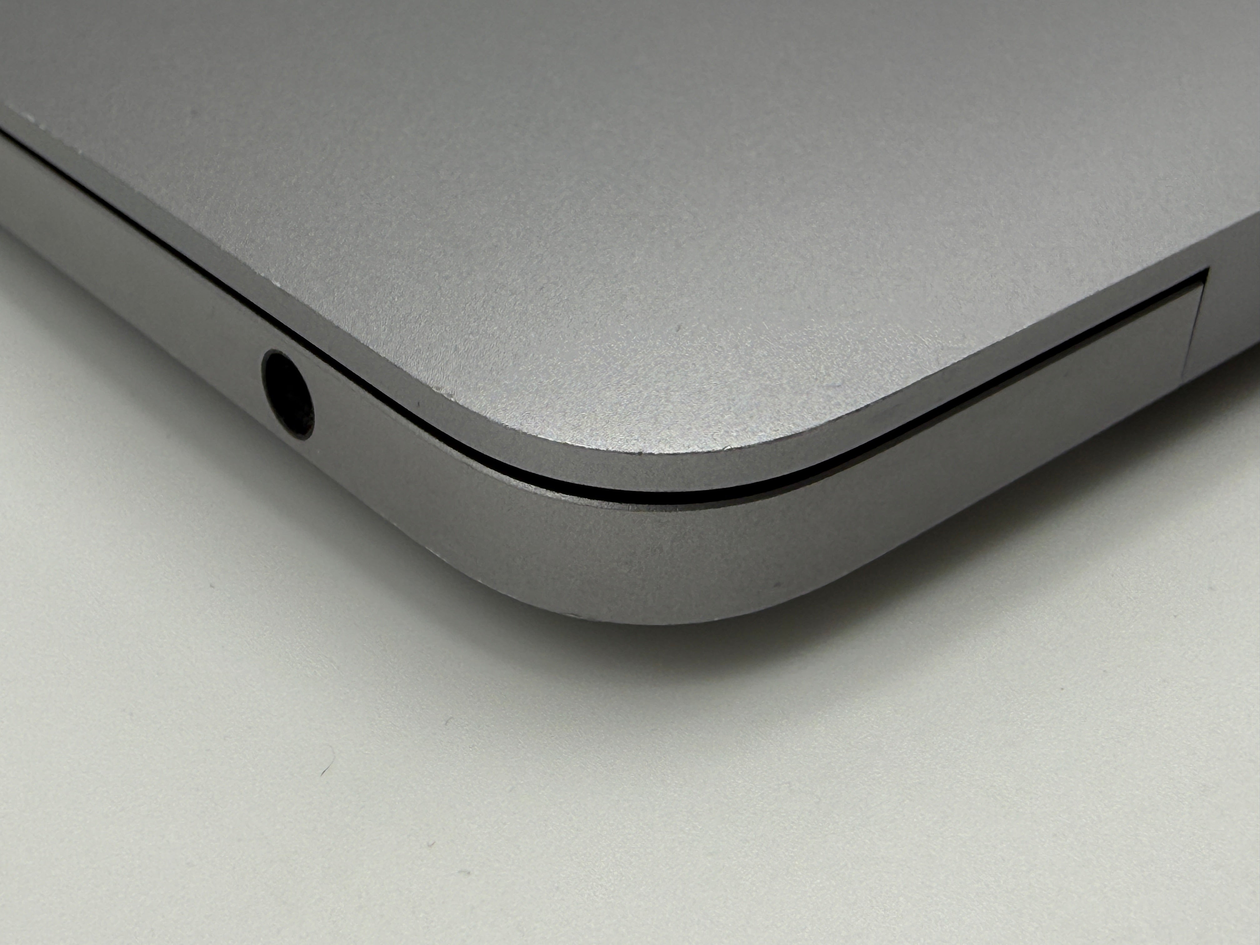 Macbook Pro 13" A2338 M1 16GB 1TB 2020 Spacegrau Grau MwSt. #PS429