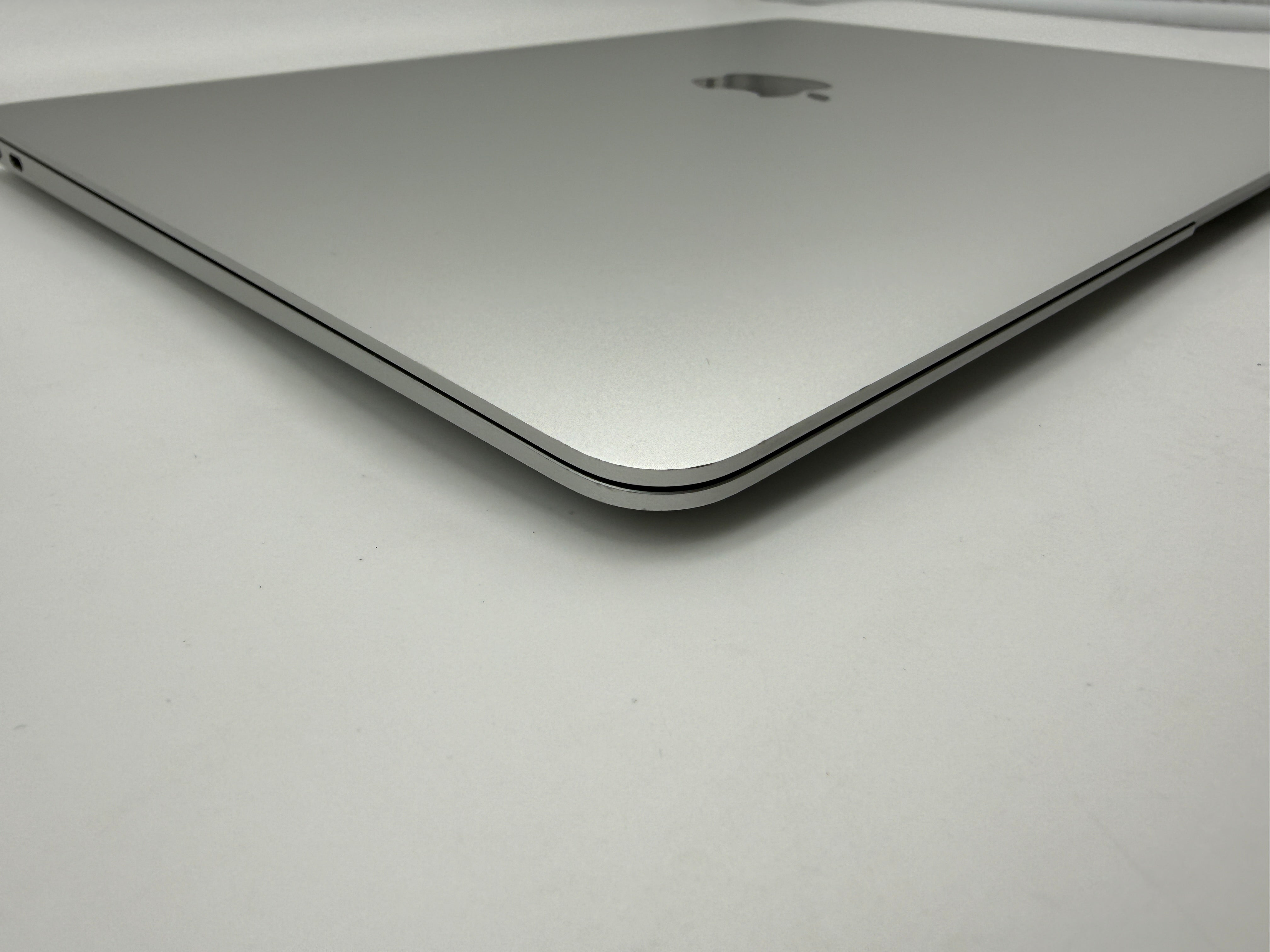 Macbook Air 13" A2337 M1 16GB 512GB 2020 Silver MwSt. #PS430
