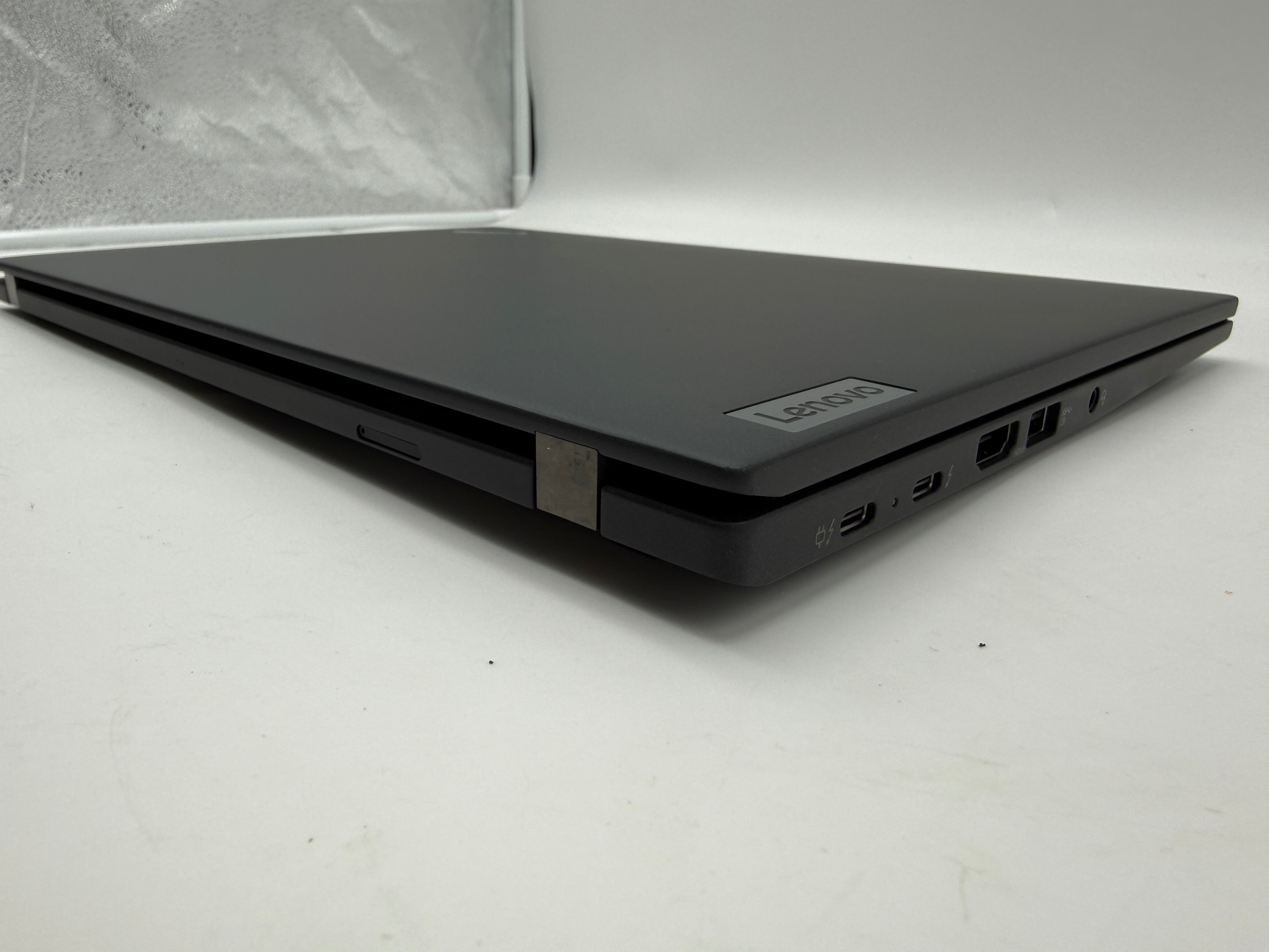 Lenovo Thinkpad T14s G3 Notebook 2,1GHz i7-1260P 16GB 512GB QWERTY #PSW133