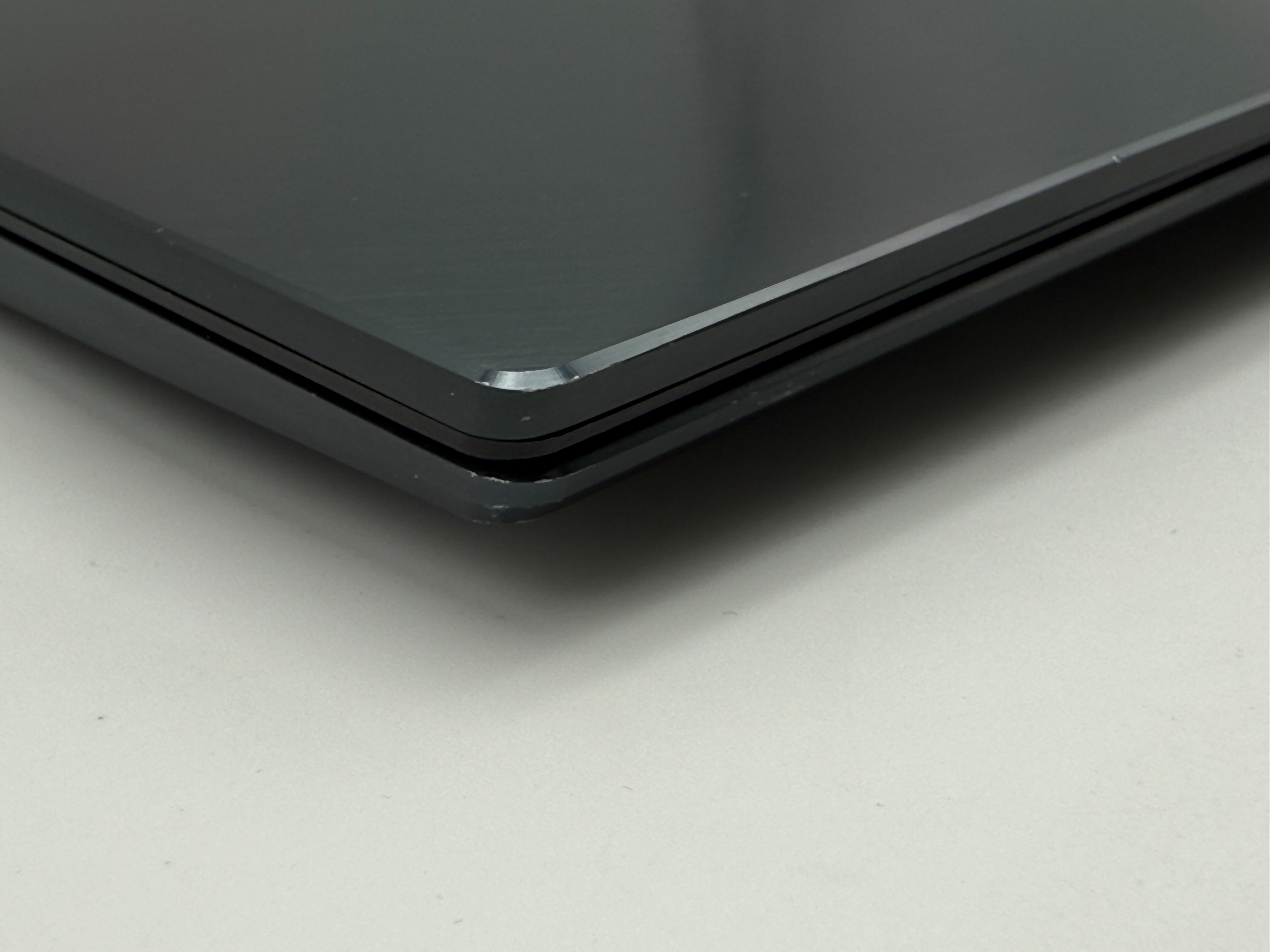 Asus ZenBook UM425U 14"  Ryzen 7 1,80Ghz 16GB 1TB SSD MwSt. #PSW139