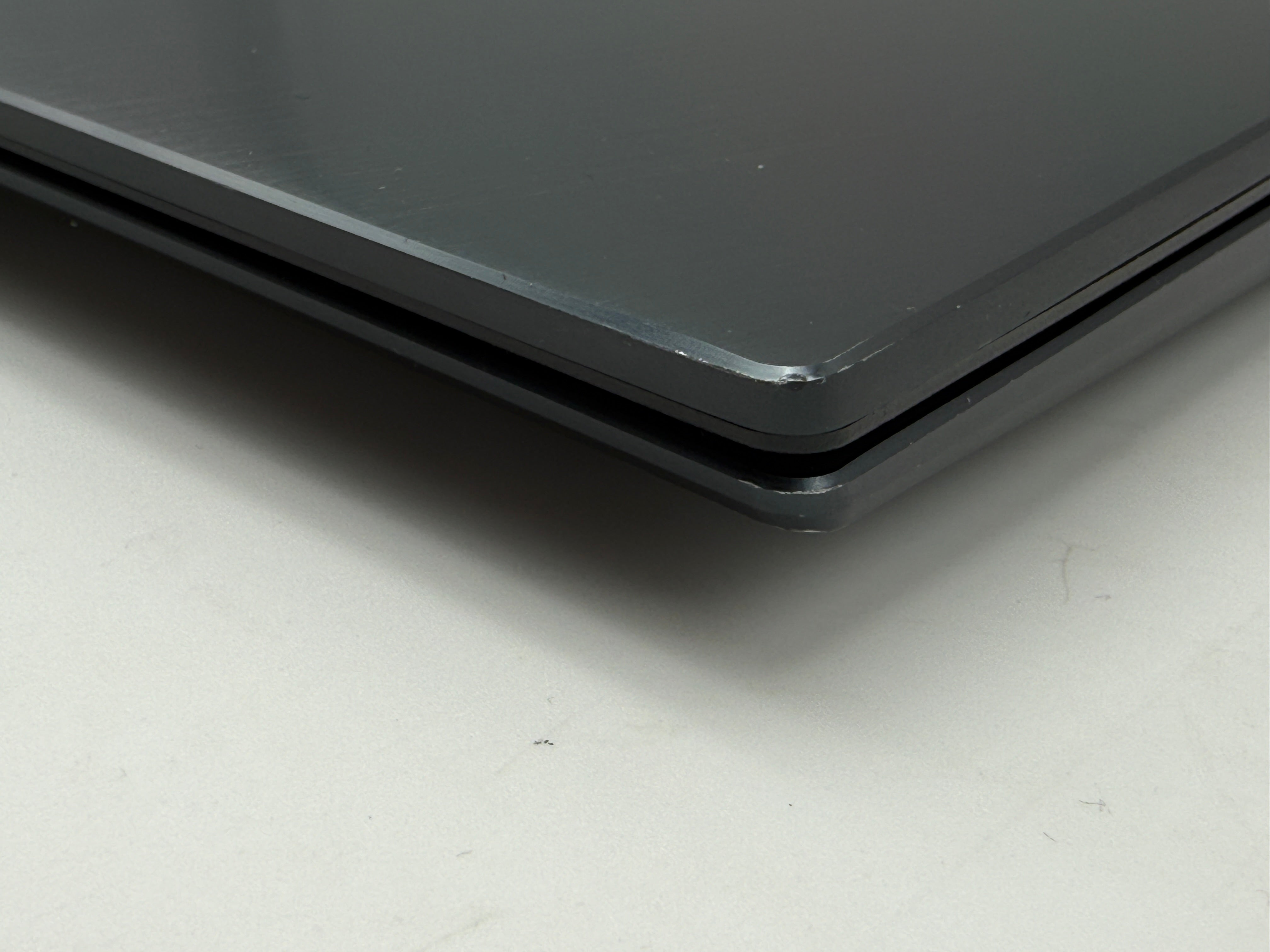 Asus ZenBook UM425U 14"  Ryzen 7 1,80Ghz 16GB 1TB SSD MwSt. #PSW139