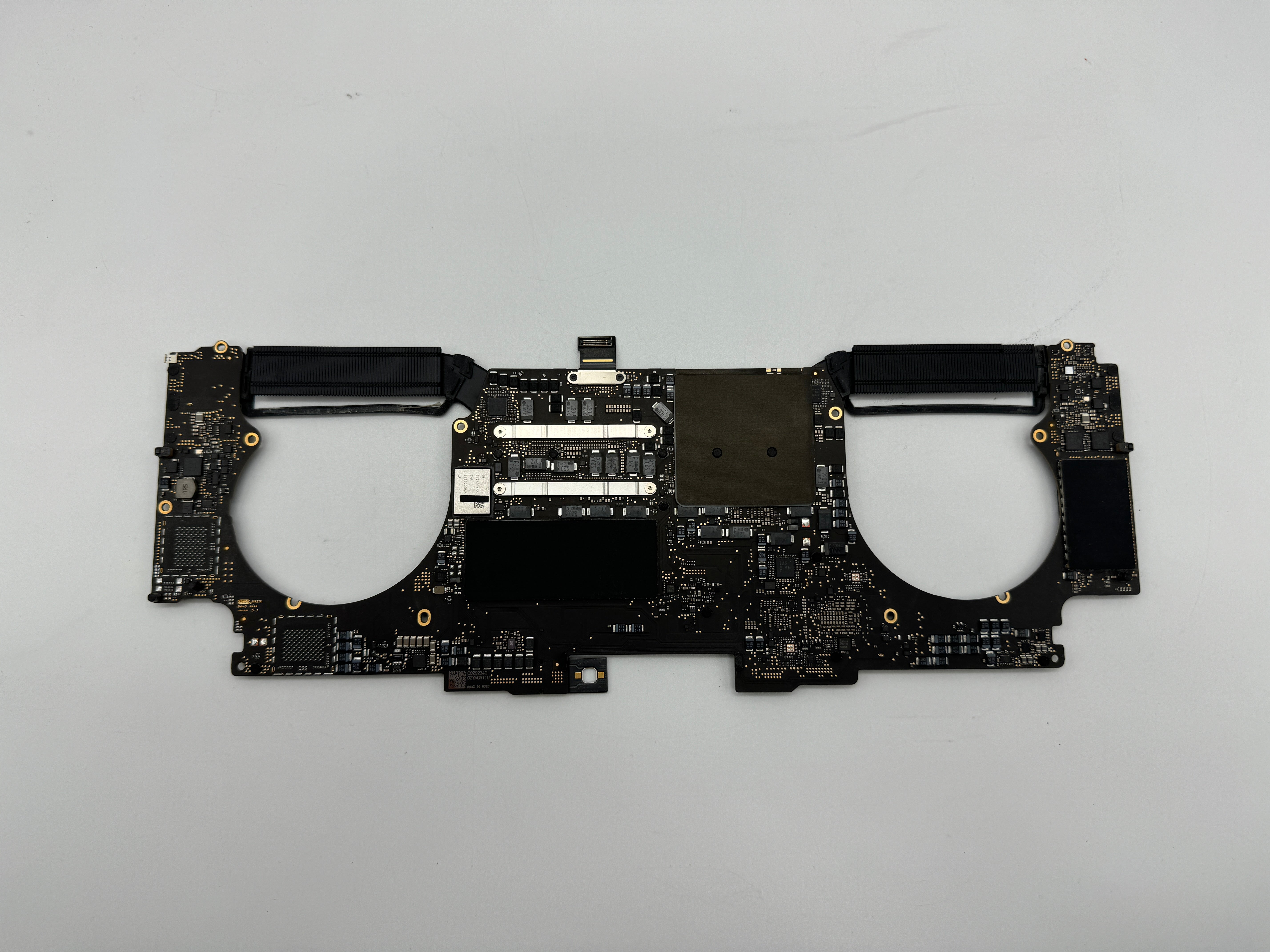 MacBook Pro 15" 2019 A1990 2,3 GHz 32GB i9 512GB Logicboard Mainboard  #M130S