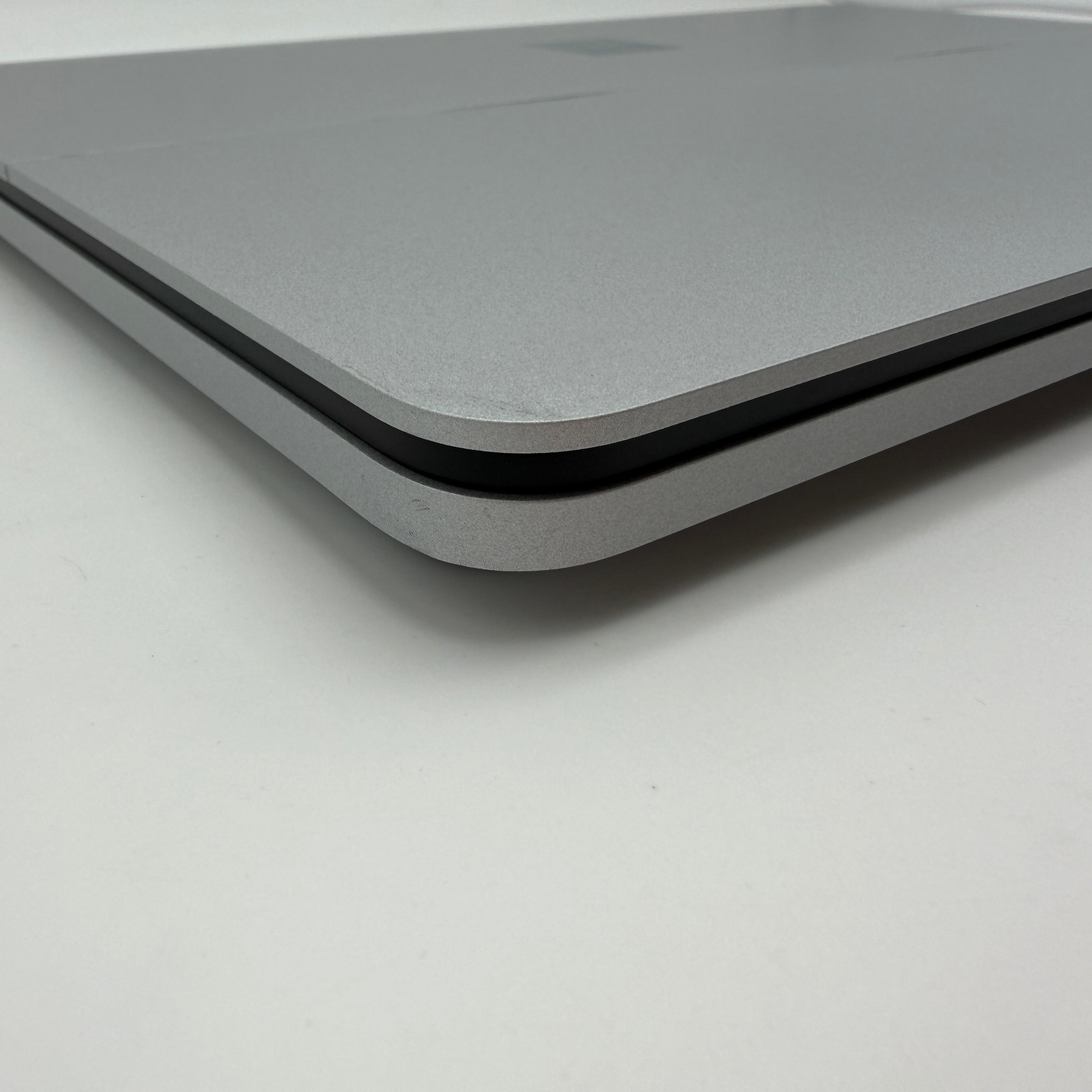 Microsoft Surface Laptop Studio i5 11300H 3,1GHz 16GB 512GB Platinum MwSt. #PSW150