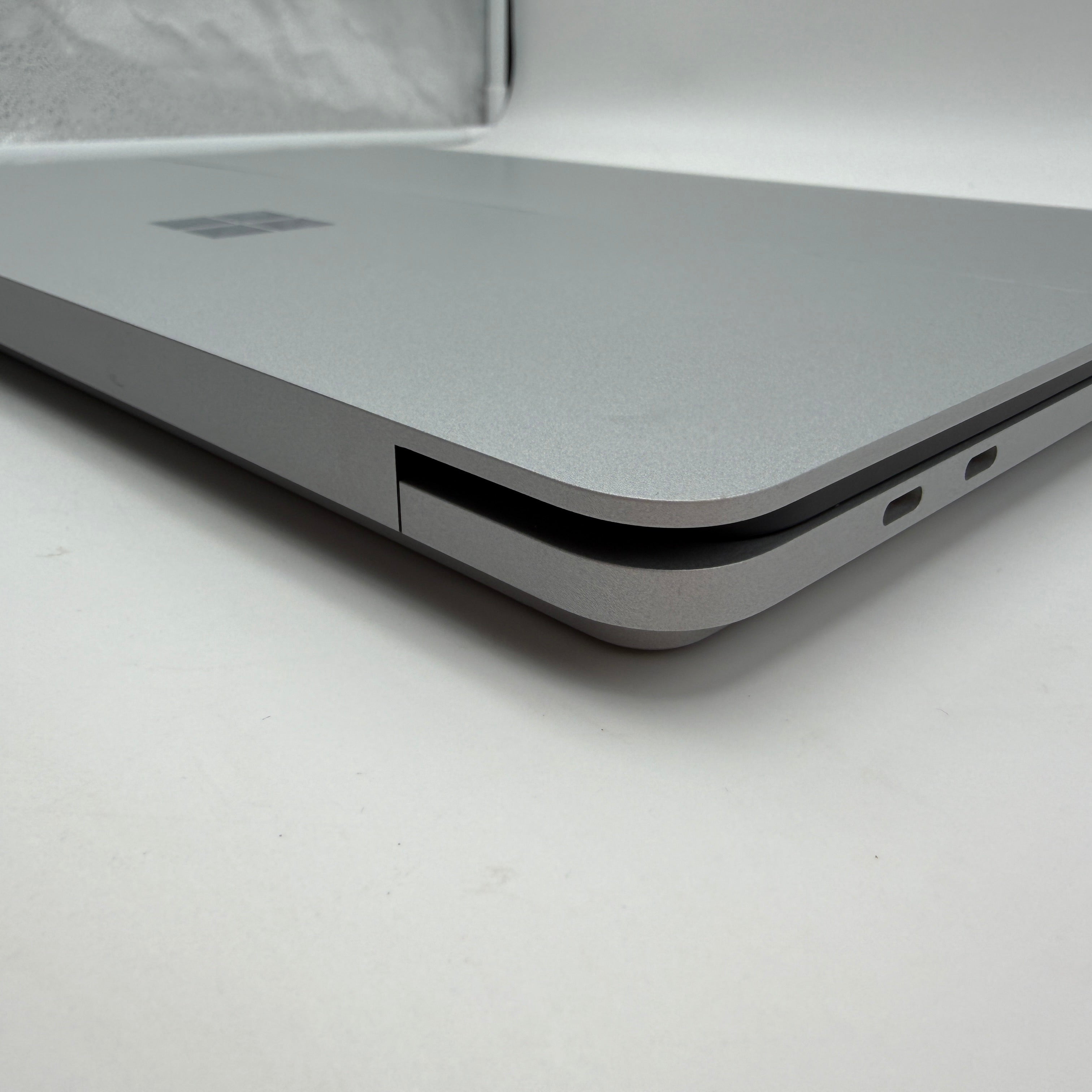 Microsoft Surface Laptop Studio i5 11300H 3,1GHz 16GB 512GB Platinum MwSt. #PSW150