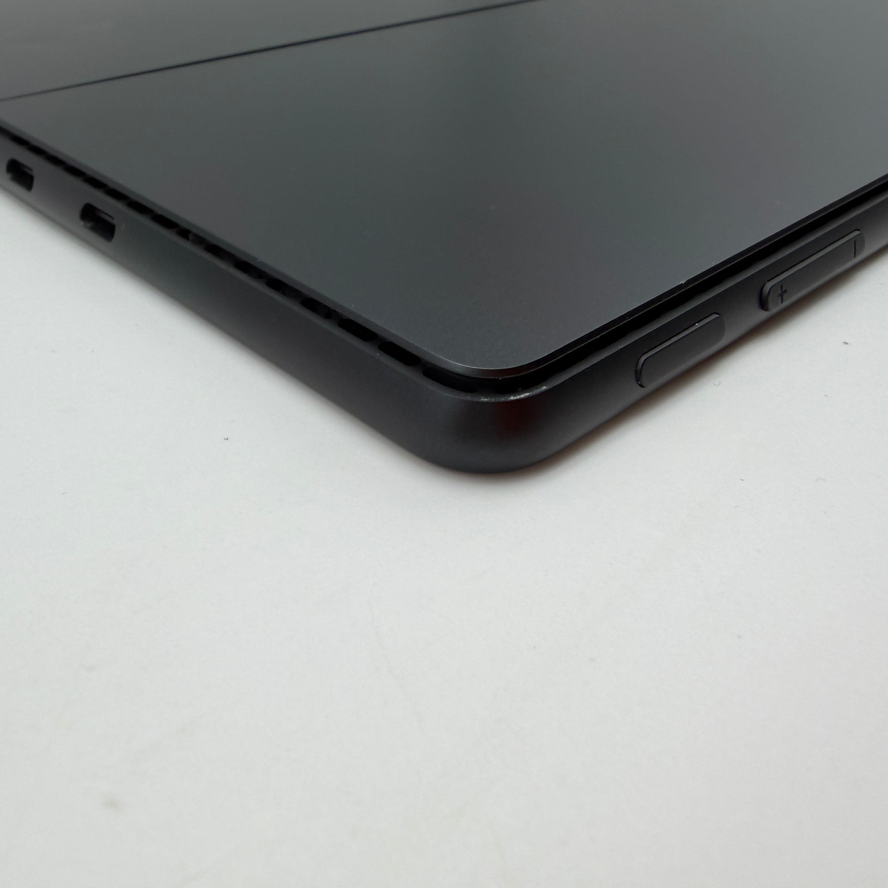 Microsoft Surface Pro 9 13 Zoll i5-1235U 2,5GHz 8GB 1TB MwSt. Schwarz #PSW152