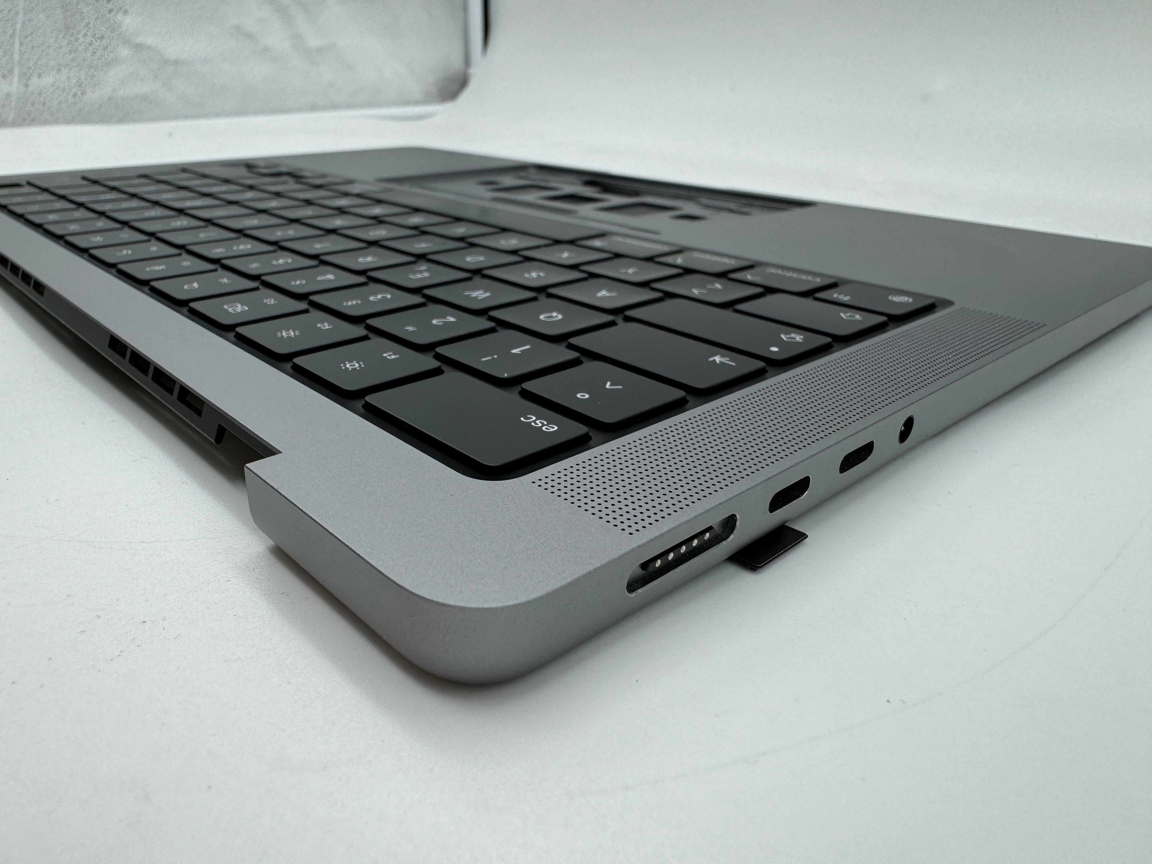 Macbook Pro 14" 2021 A2442 Topcase QWERTZ Tastatur Spacegrau #T532