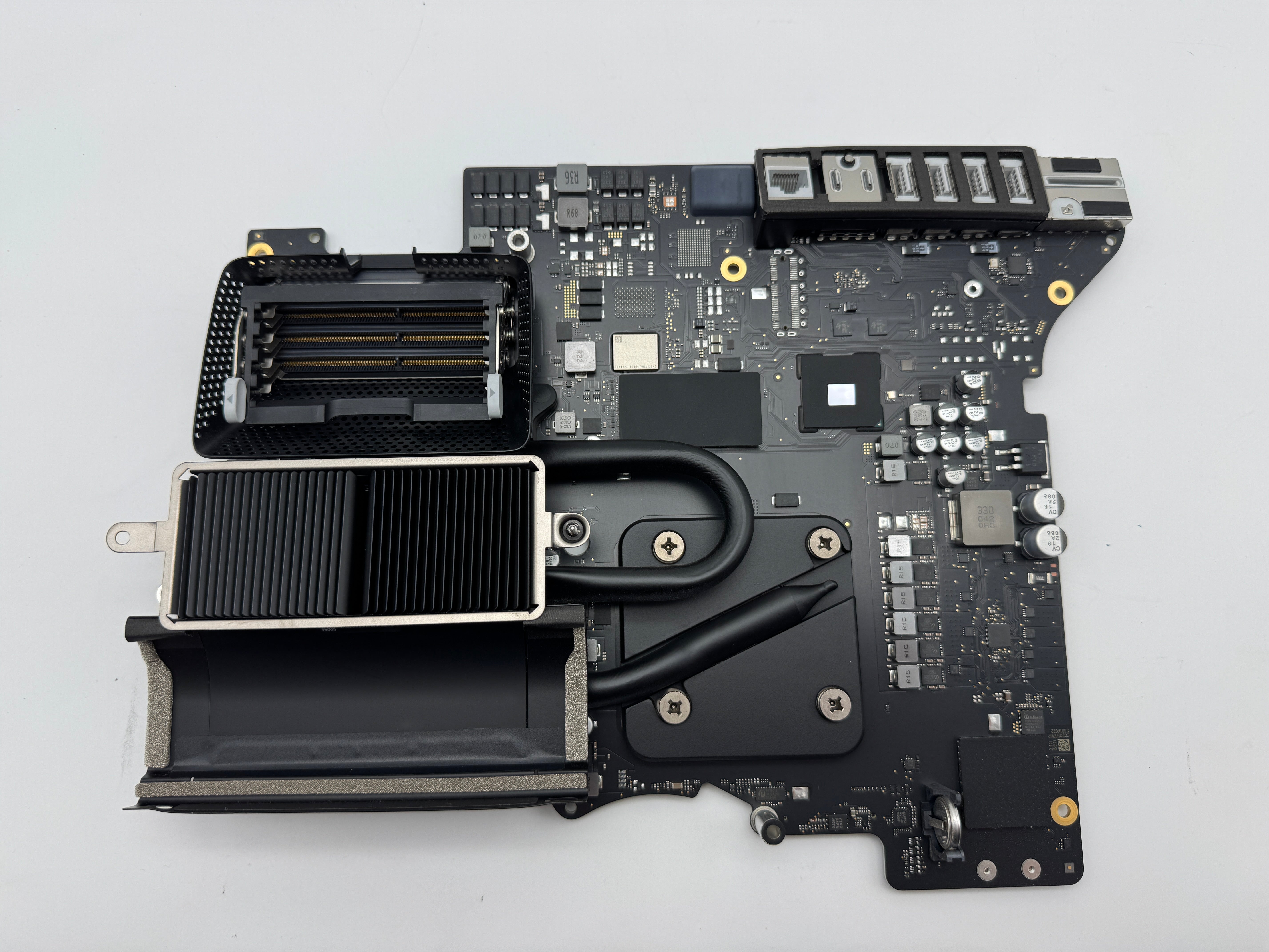 iMac A2115 5K 2020 27“  i5 3,1 GHz Mainboard Logicboard 820-01779-A #M154