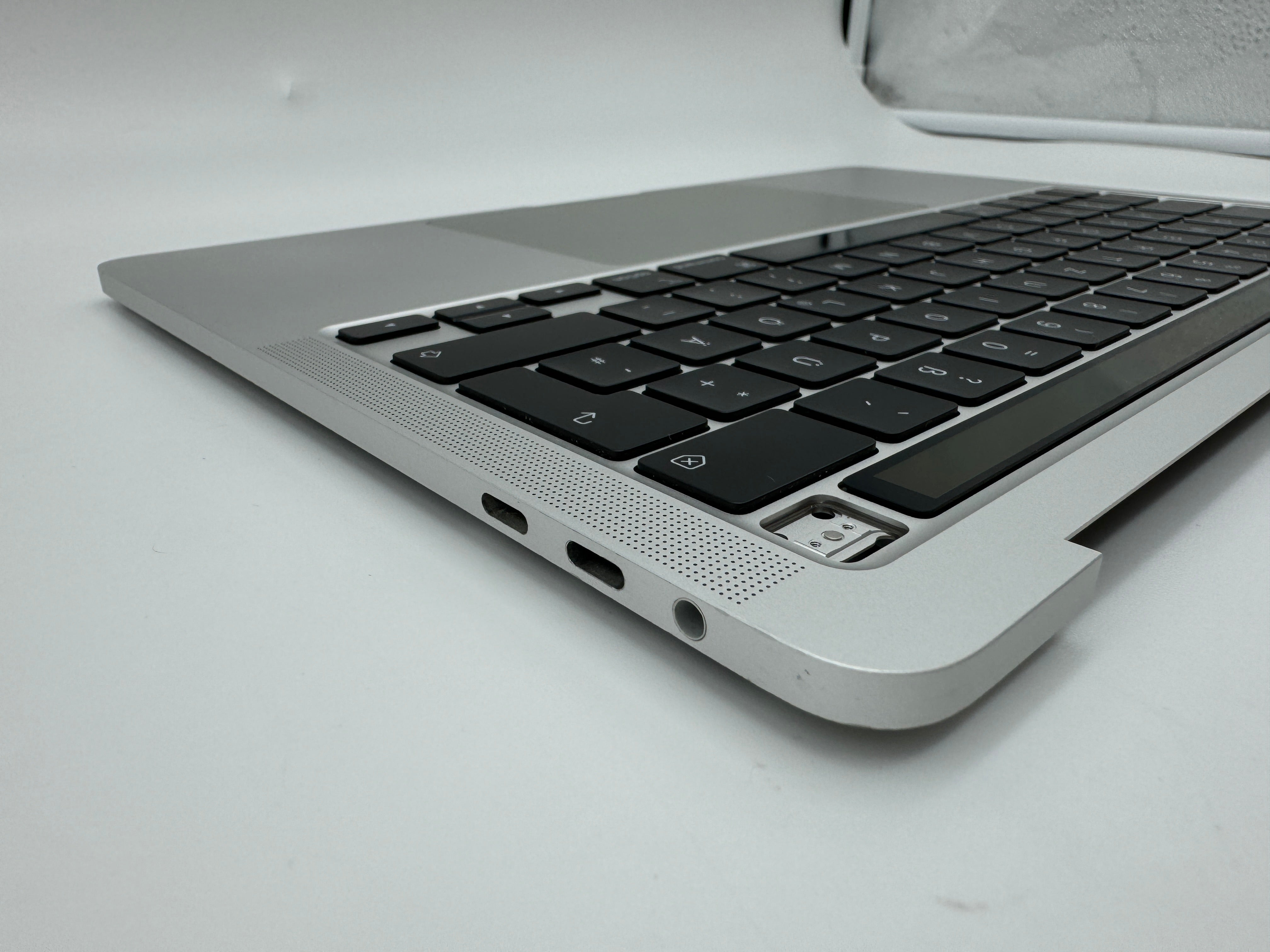 Macbook Pro 13" A2251 2020 Akku Topcase Tastatur Trackpad Silber #T570