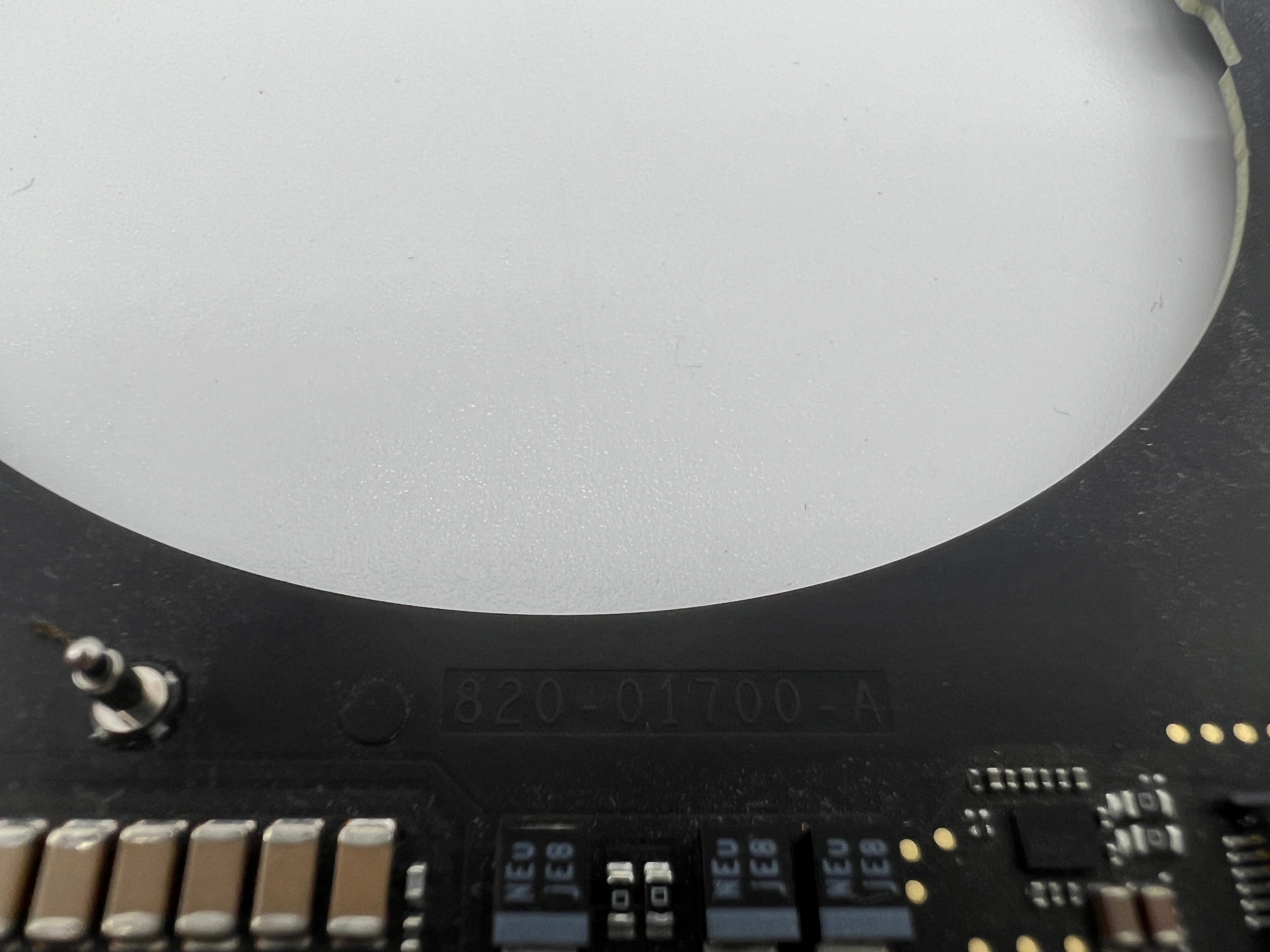 MacBook Pro 16" 2019 A2141 2,6 GHz 16 GB i7 Logicboard Mainboard 820-01700 #M132