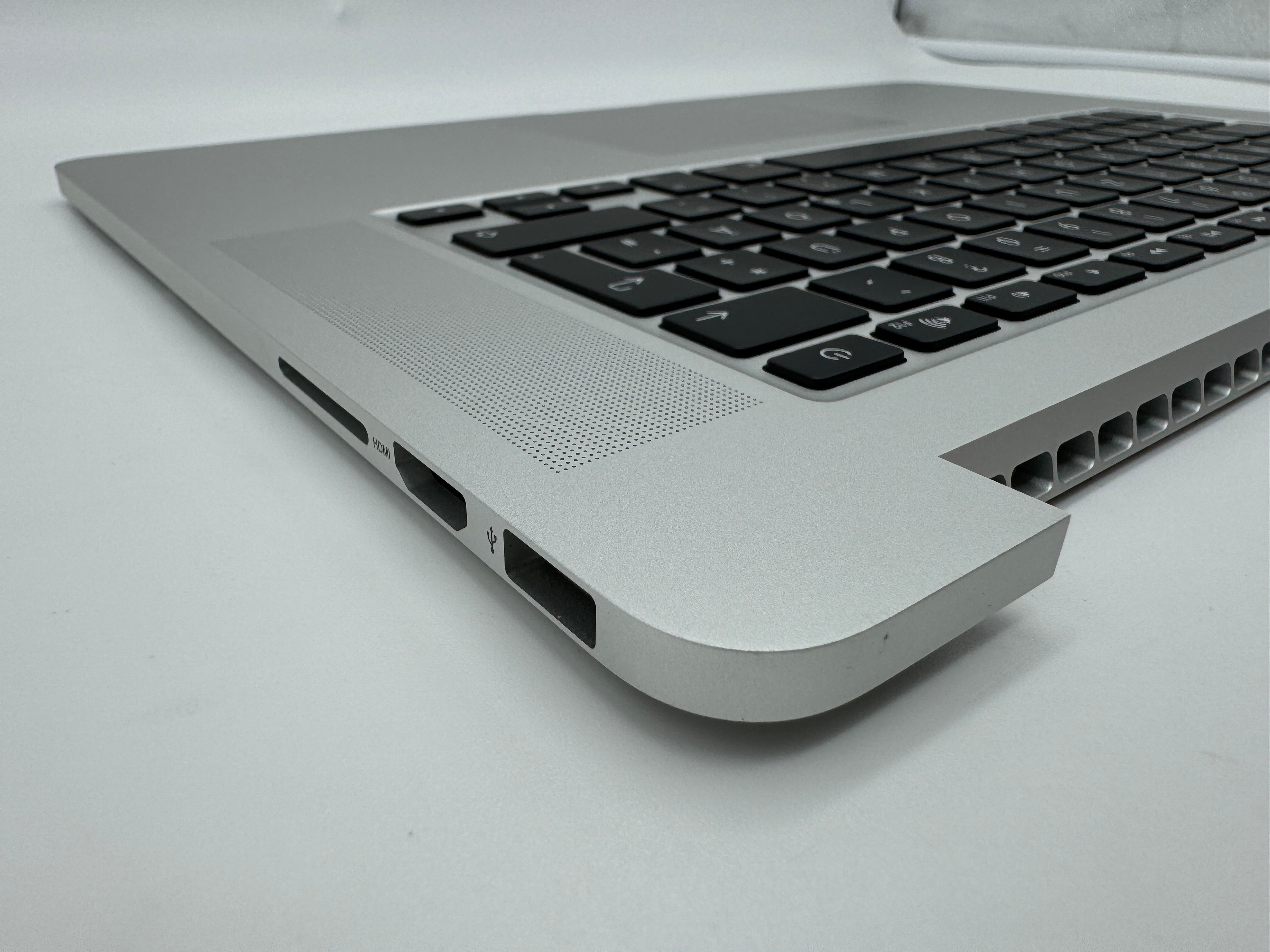 Macbook Pro 15" A1398 2015 Topcase Akku Trackpad Tastatur QWERTZ #T578