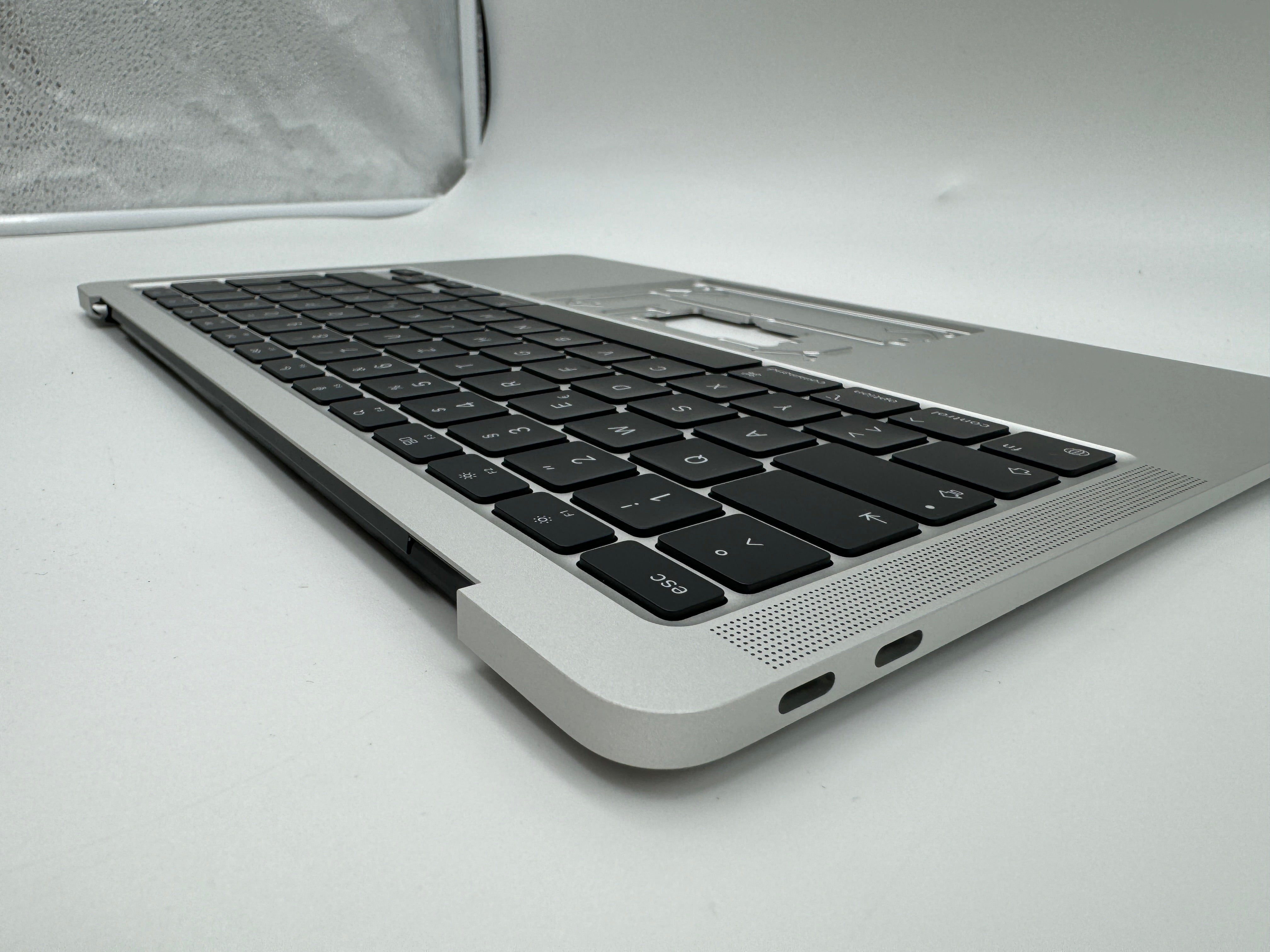 MacBook Air 13" 2020 A2337 Topcase Tastatur Akku QWERTZ Silber