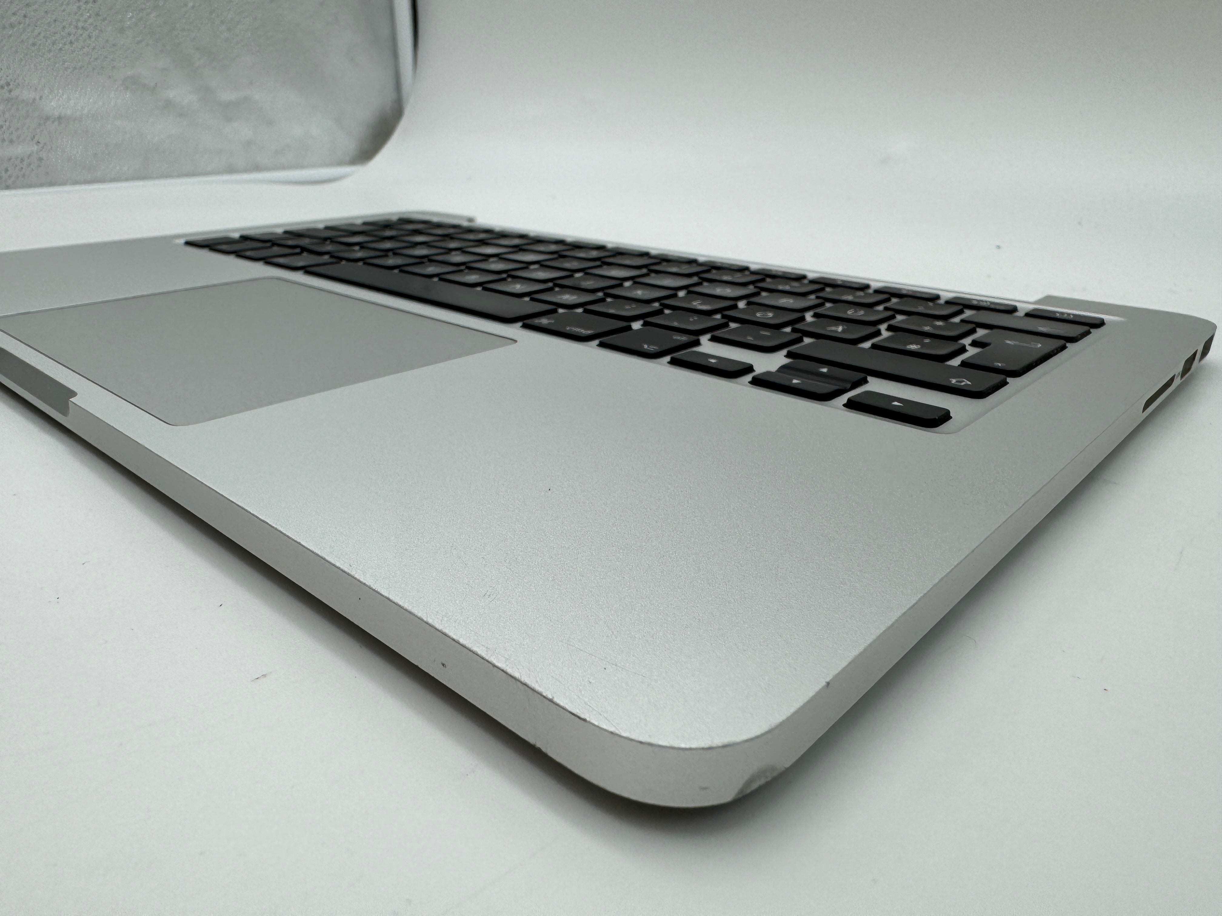 MacBook Pro 13 Zoll 2015 A1502 Topcase Trackpad Silber QWERTZ #T85