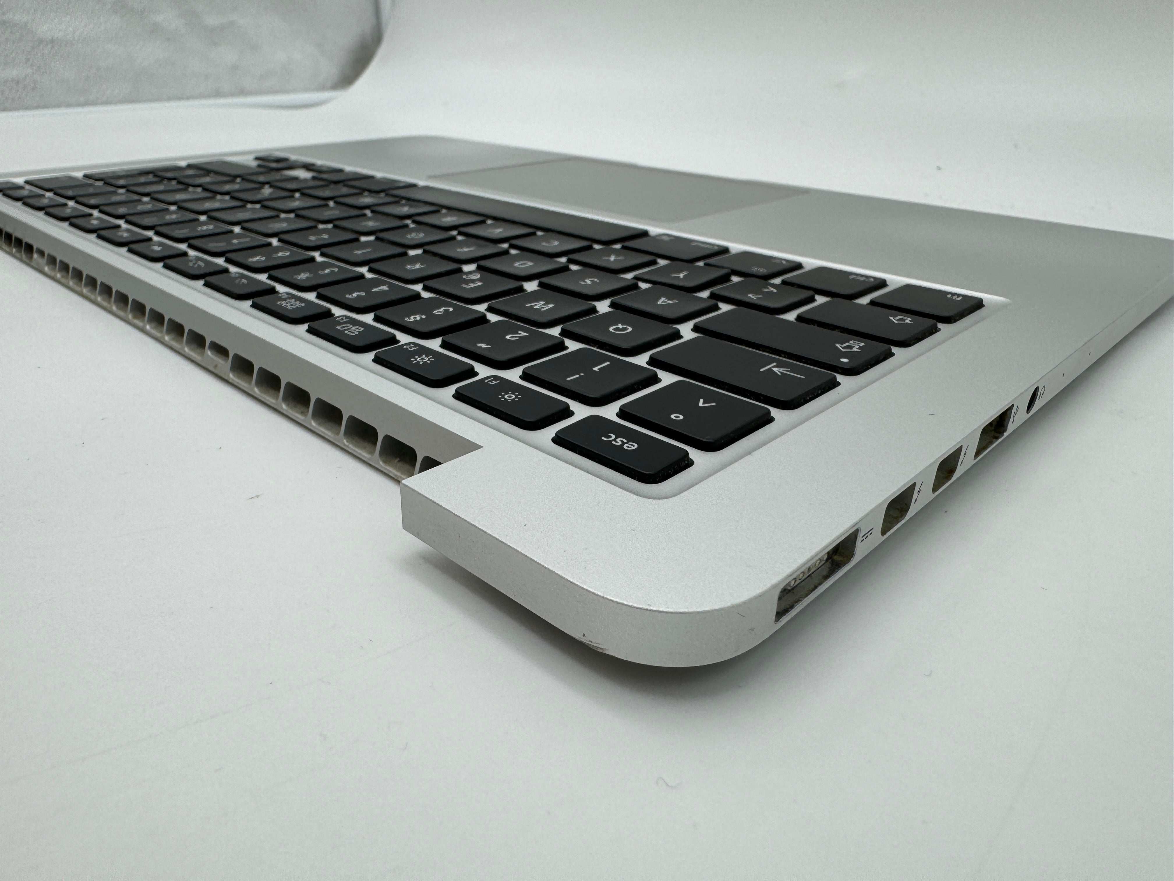 MacBook Pro 13 Zoll 2015 A1502 Topcase Trackpad Silber QWERTZ #T85