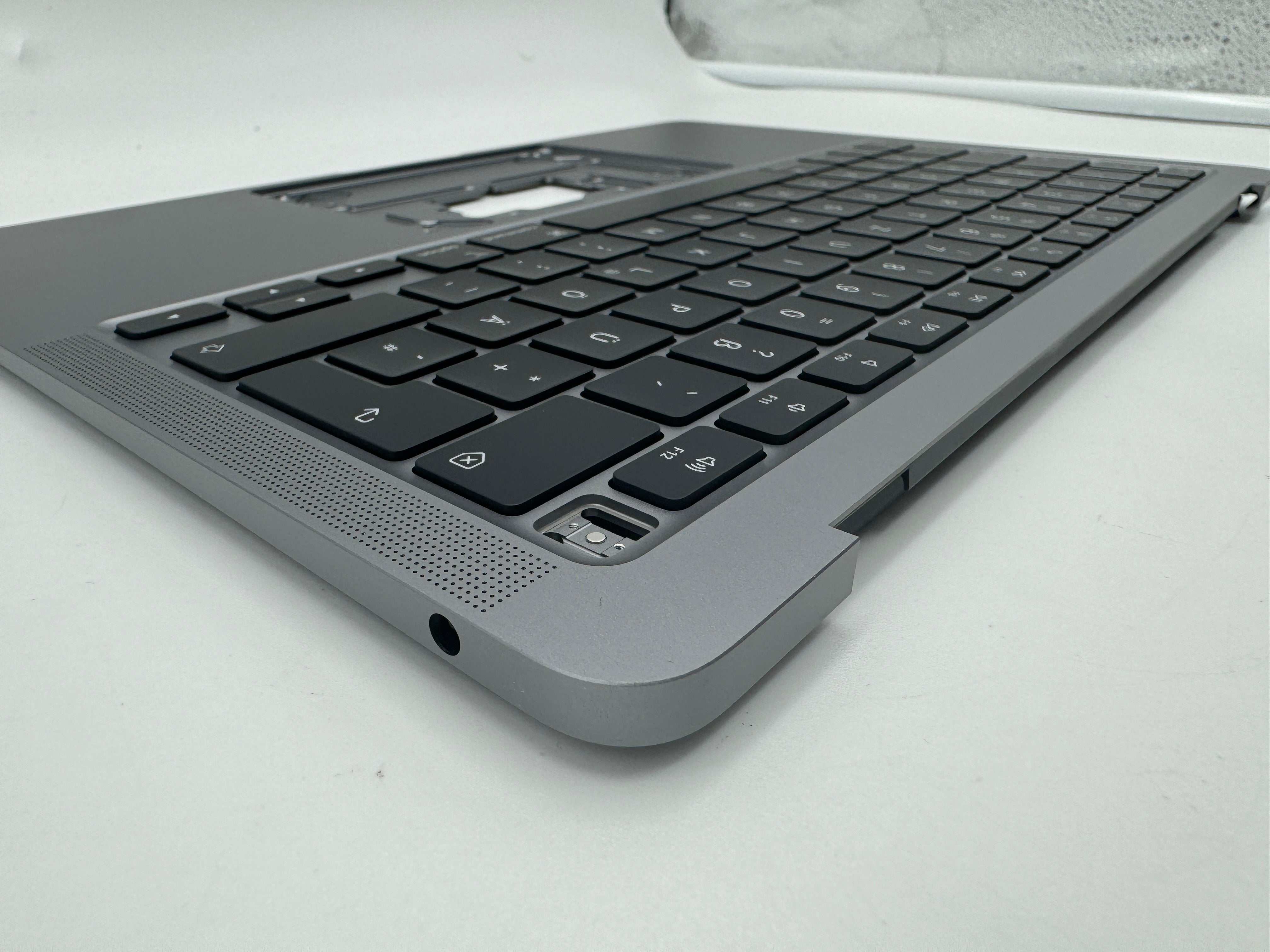 MacBook Air 13" 2020 A2337 Topcase Tastatur Akku QWERTZ Spacegrau Grau