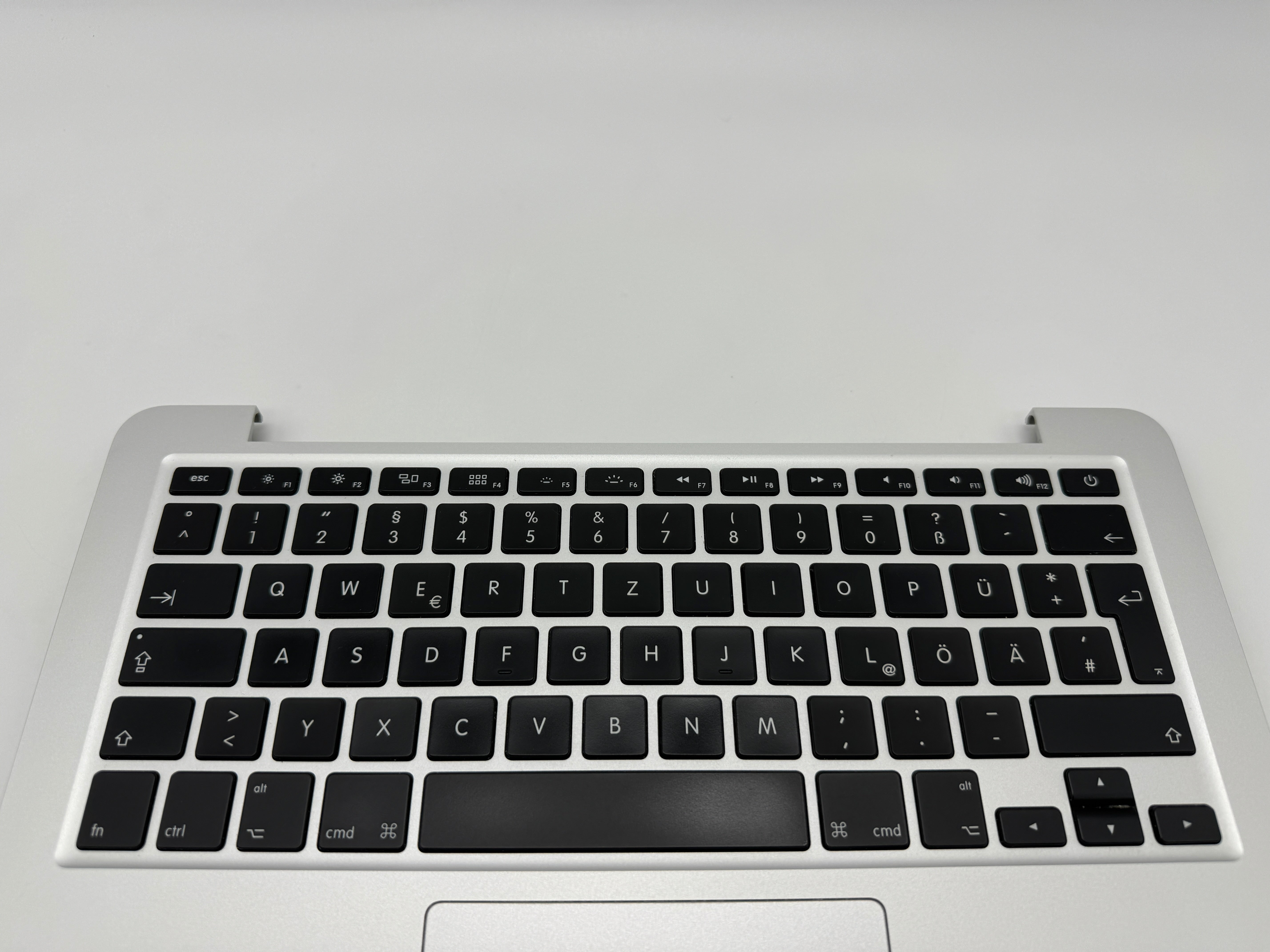 MacBook Pro 13 Zoll 2015 A1502 Topcase Trackpad QWERTZ #T264