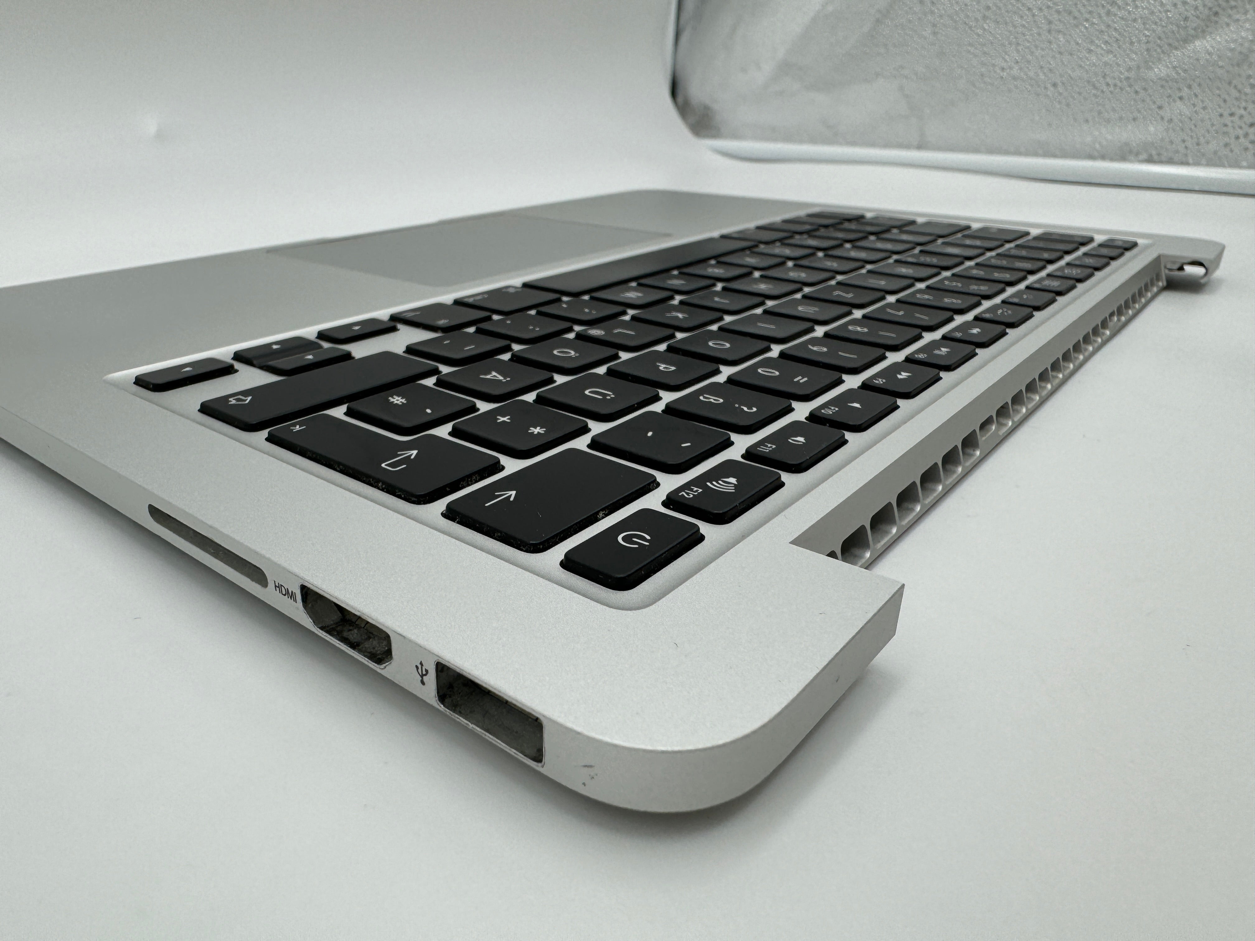 MacBook Pro 13 Zoll 2015 A1502 Topcase Trackpad QWERTZ #T264