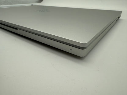 Razer Book 13 RZ09-0357  Notebook Touch WUXGA i7-1165G7 16GB 1TB