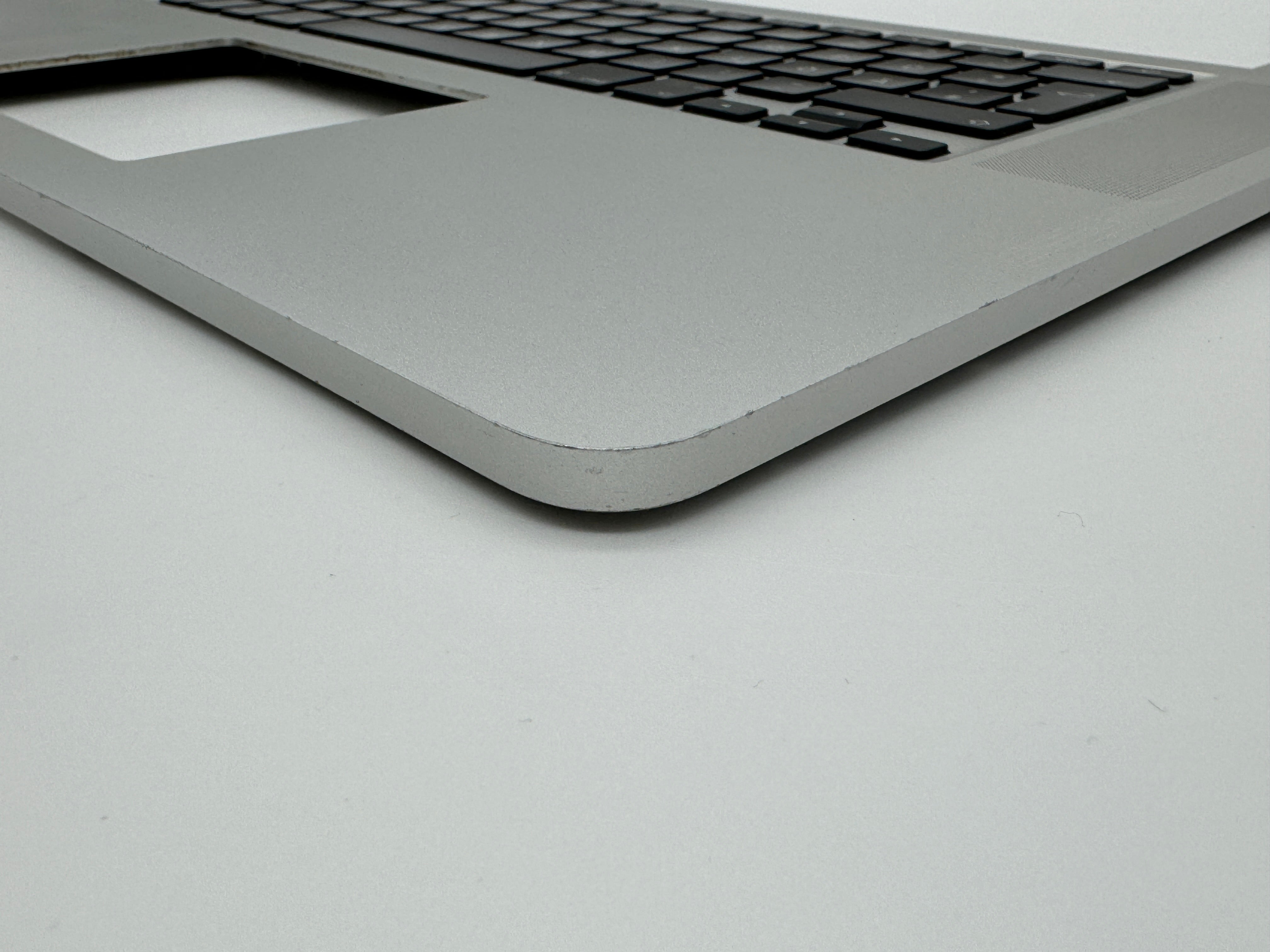 Macbook Pro 15" A1398 2015 Topcase Gehäuse Silber Tastatur #T374