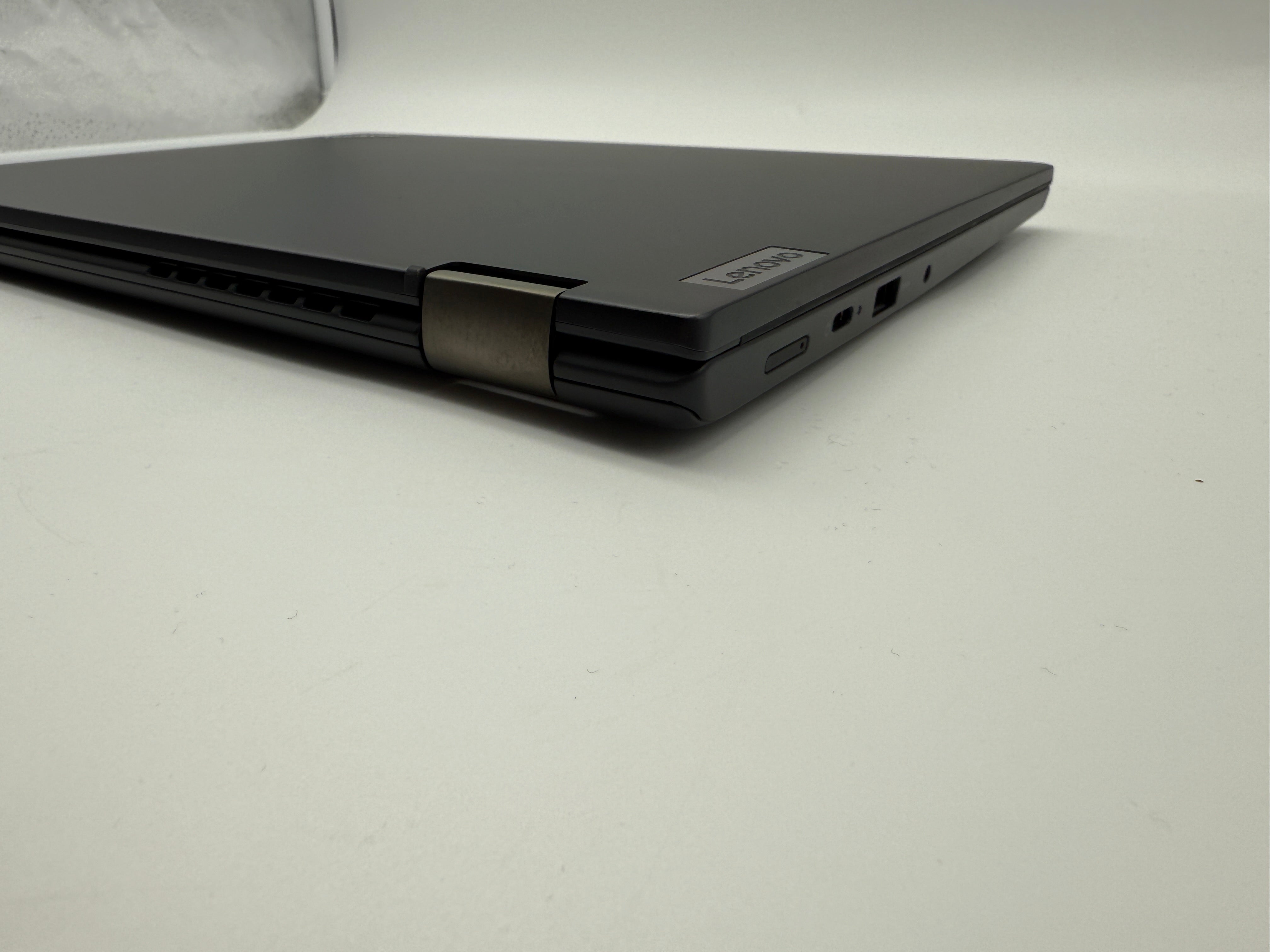 Lenovo Yoga L13 G4 Notebook AMD Ryzen 7 Pro 7730U 2GHz 16GB 512GB