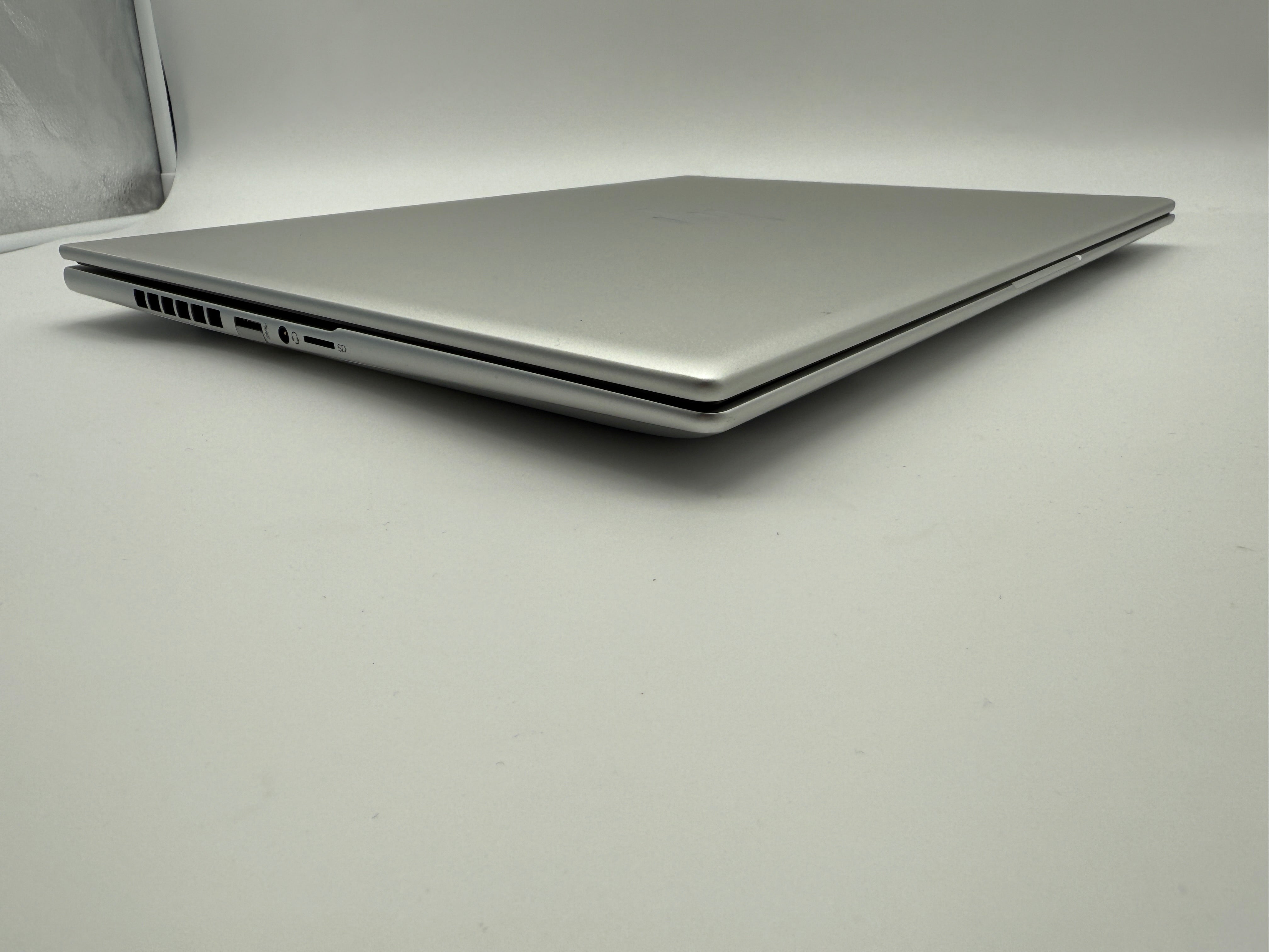 HP Envy  16-h0075ng 2,3 GHz i7-12700H - 16GB - 512GB SSD Arc A370M 4GB