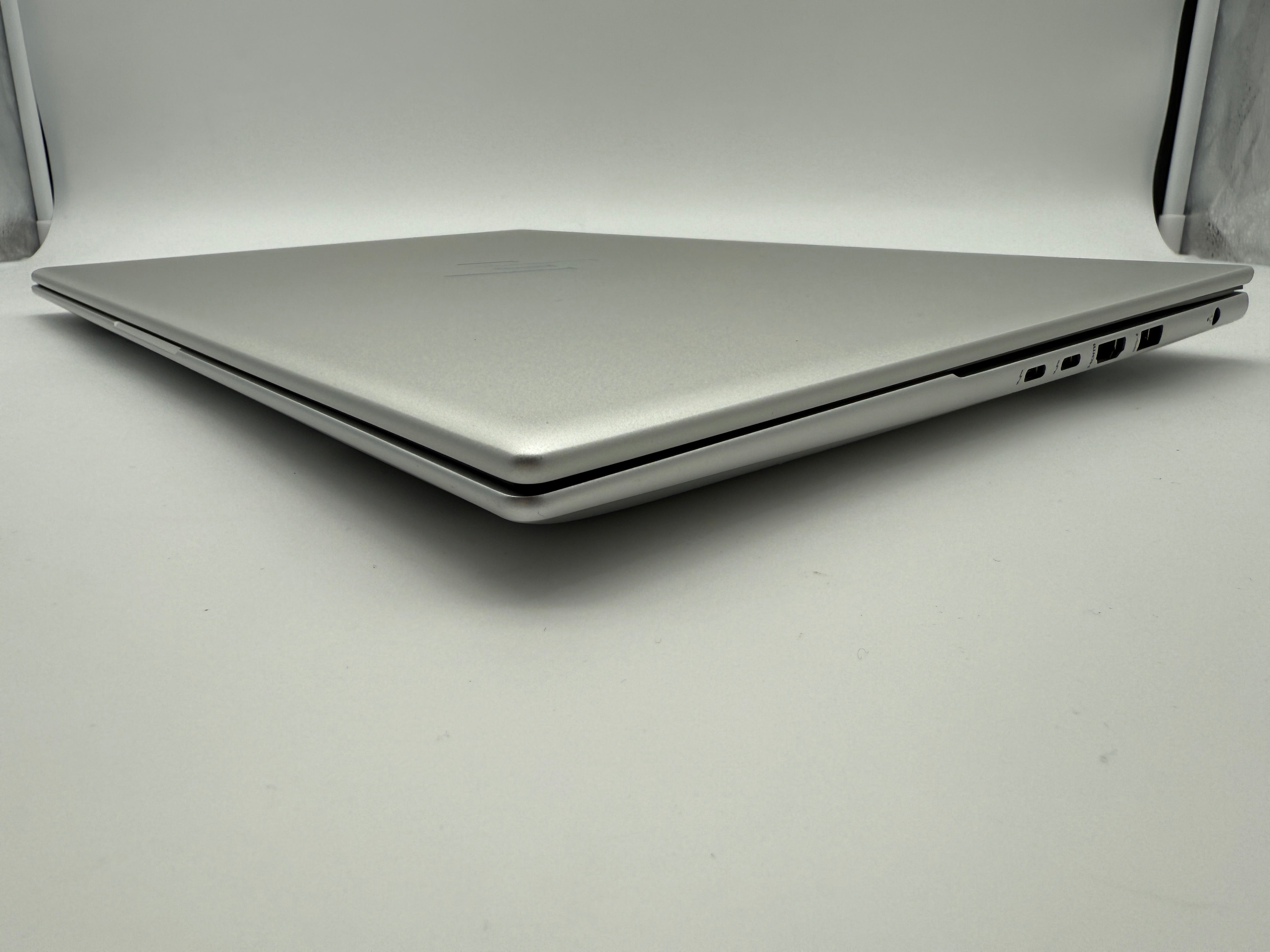 HP Envy  16-h0075ng 2,3 GHz i7-12700H - 16GB - 512GB SSD Arc A370M 4GB