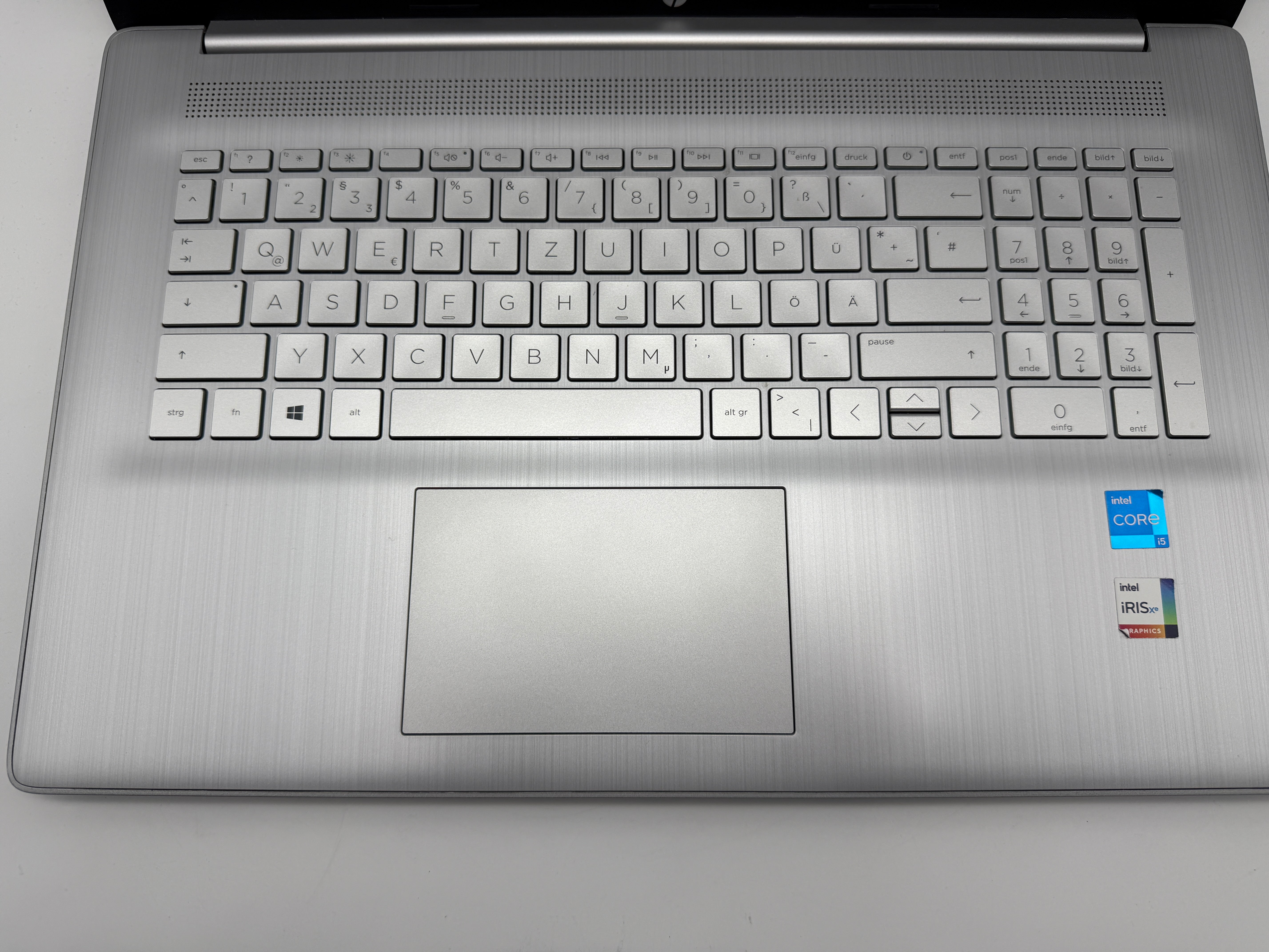 Hp Laptop HP 17-cn0055ng - 17.3" (FHD) - i5-1135G7 - 8GB - 512GB Silber