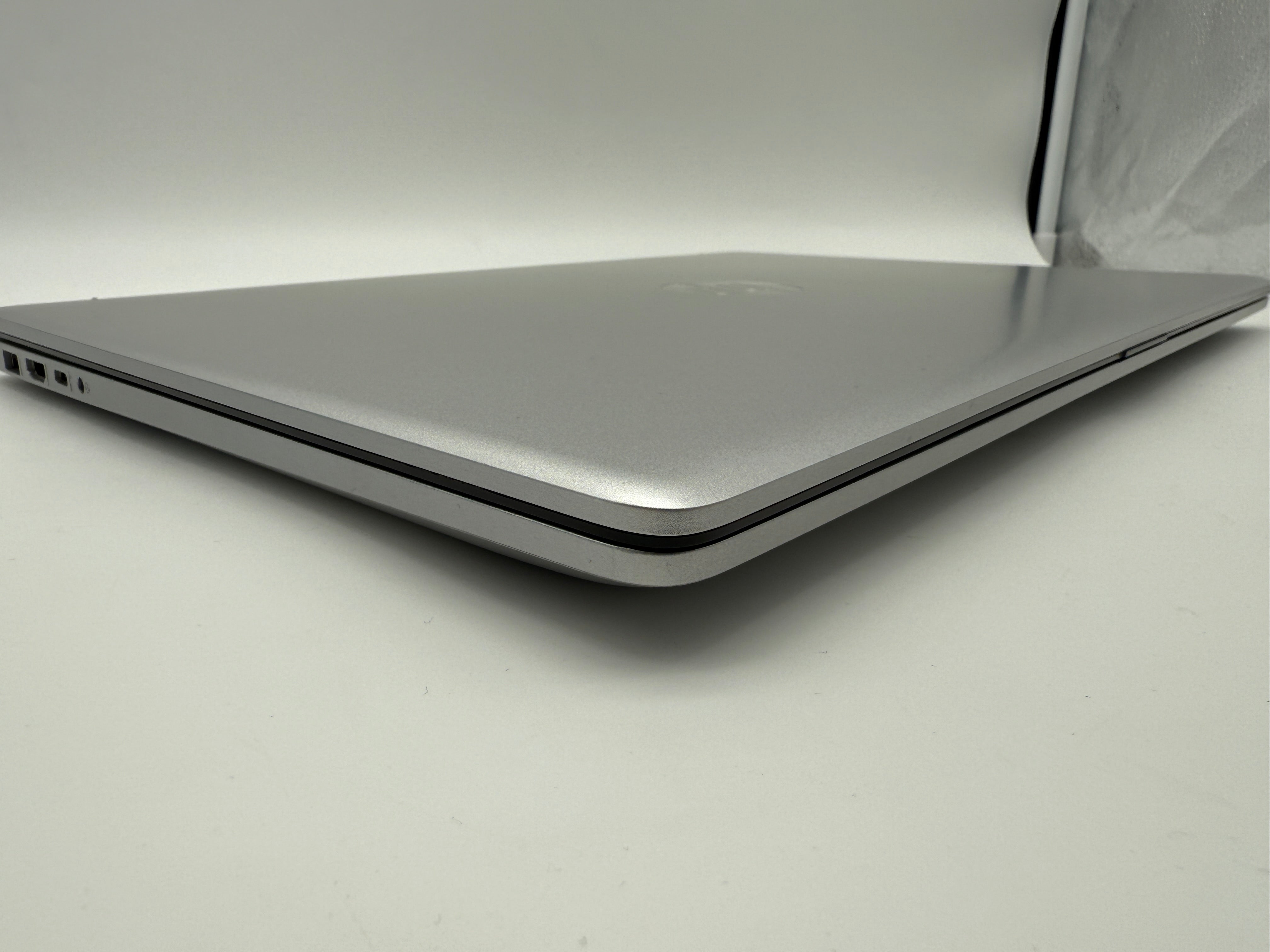 Hp Laptop HP 17-cn0055ng - 17.3" (FHD) - i5-1135G7 - 8GB - 512GB Silber