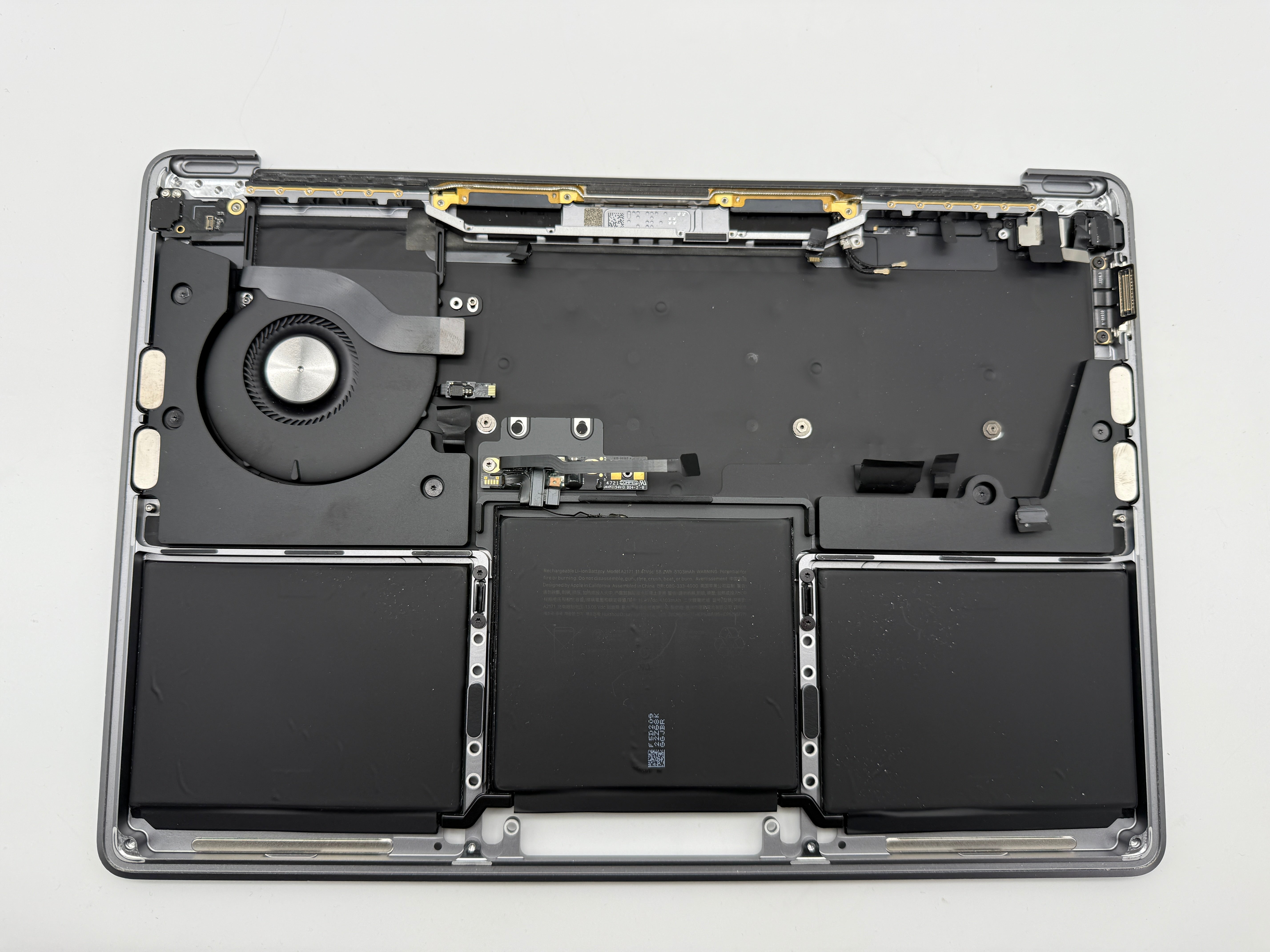 Macbook Pro 13" 2020 A2338 Topcase QWERTZ Trackpad Spacegrau Grau #T815