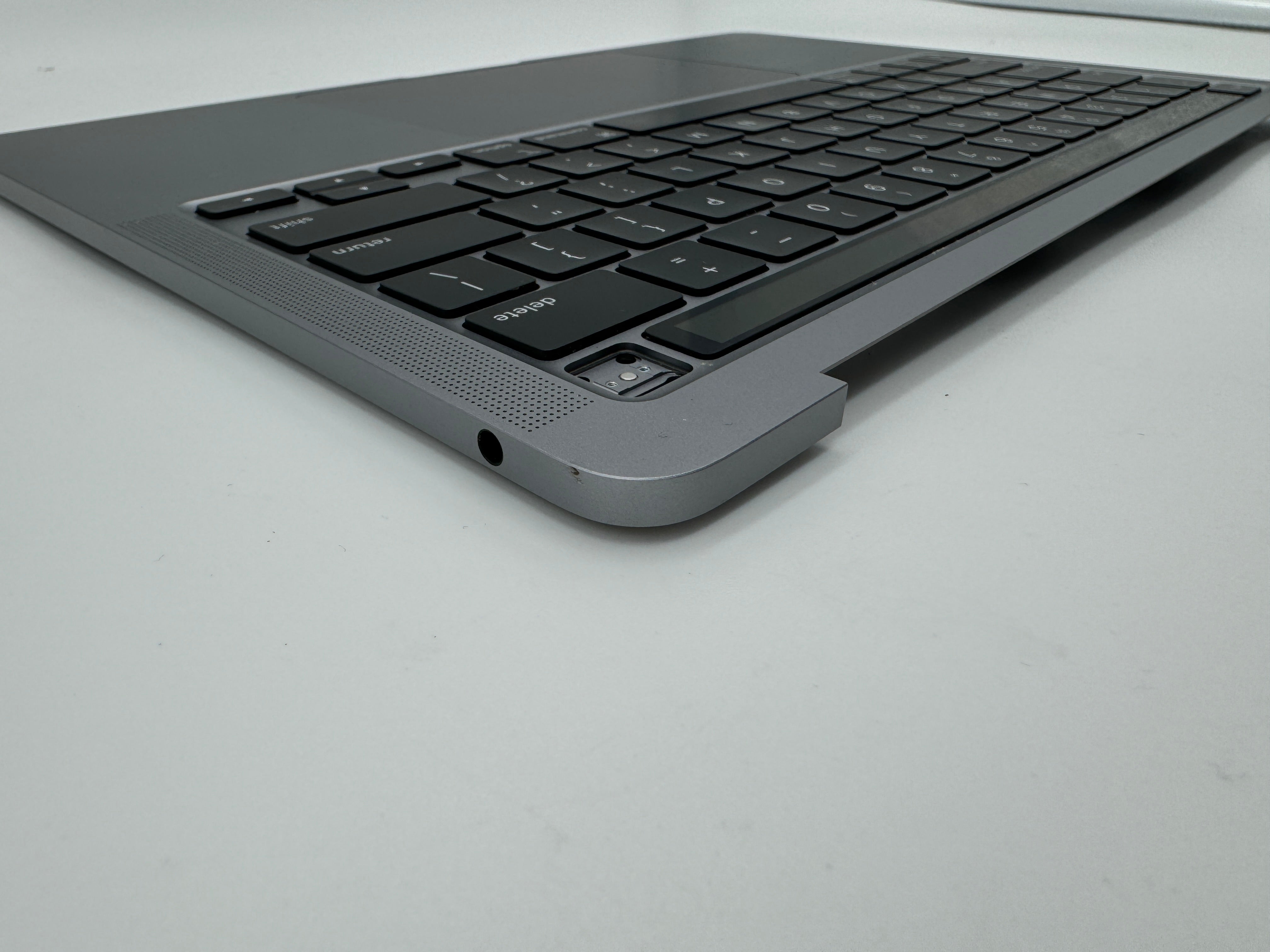 Macbook Pro 13" 2020 A2338 Topcase QWERTY US Trackpad Grau #T636