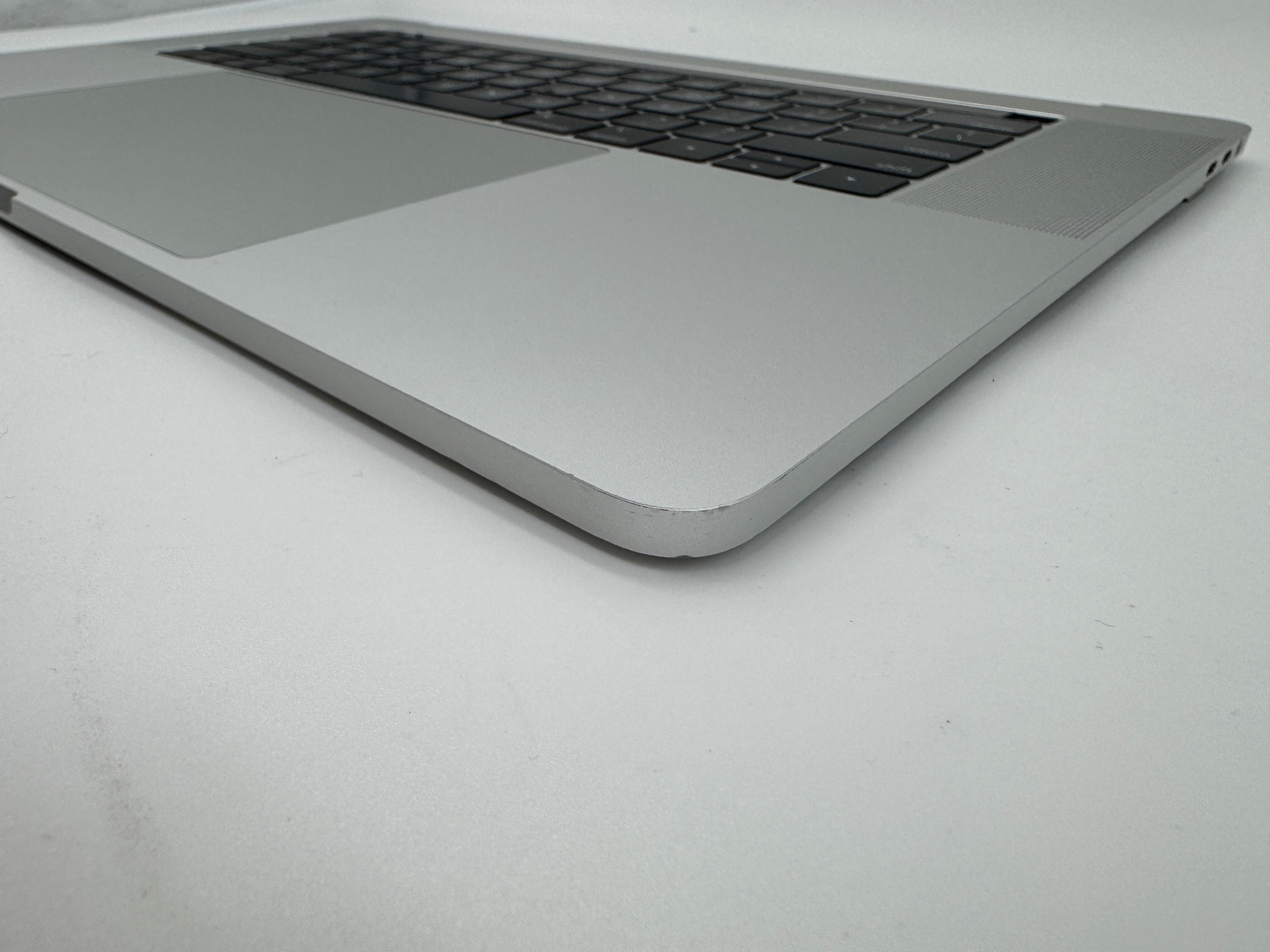 Macbook Pro 15" 2018 2019 A1990 Topcase Trackpad Tastatur Silber #T640