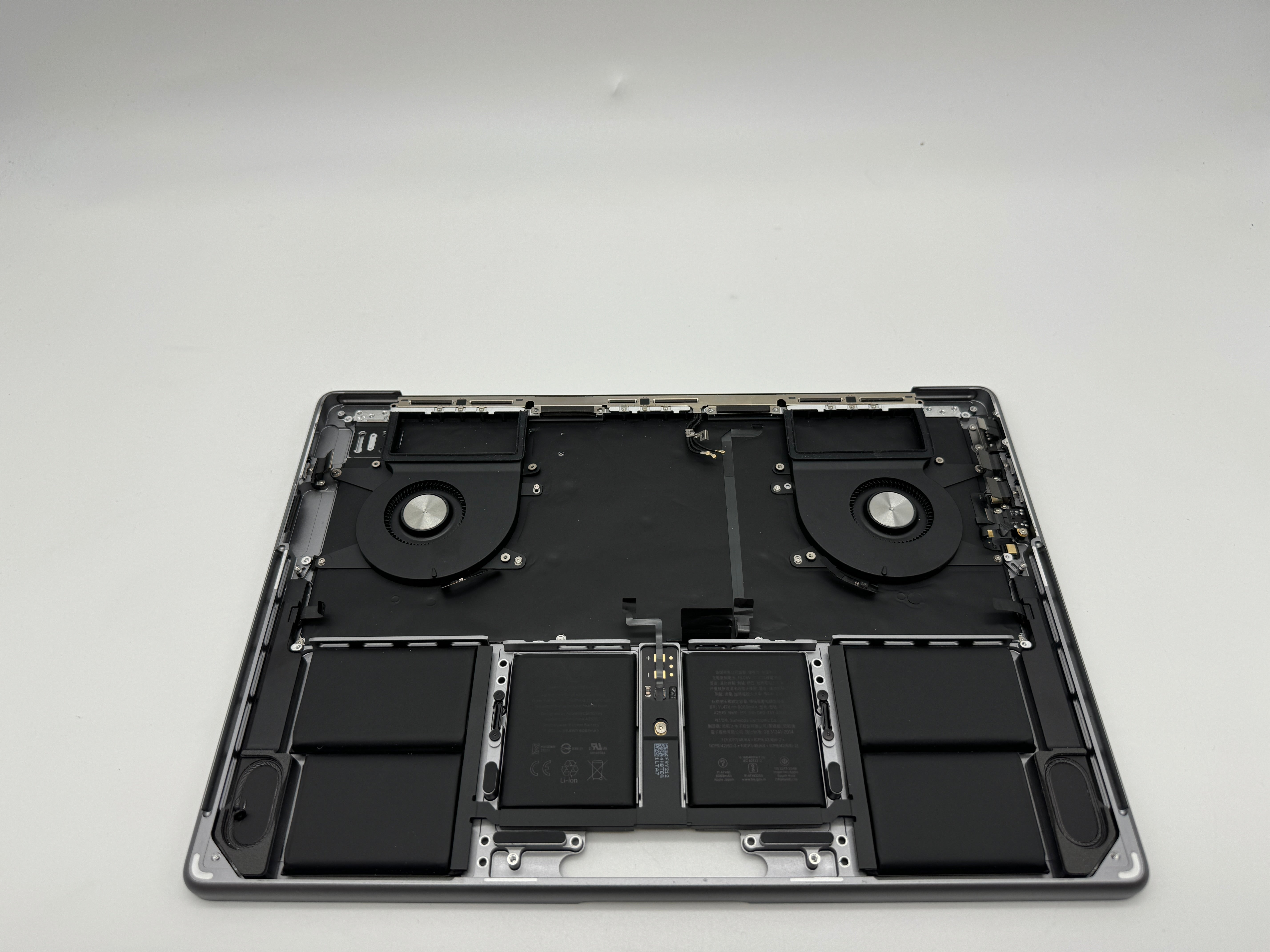 Macbook Pro 14" 2021 A2442 Topcase QWERTY Tastatur Grau #T378