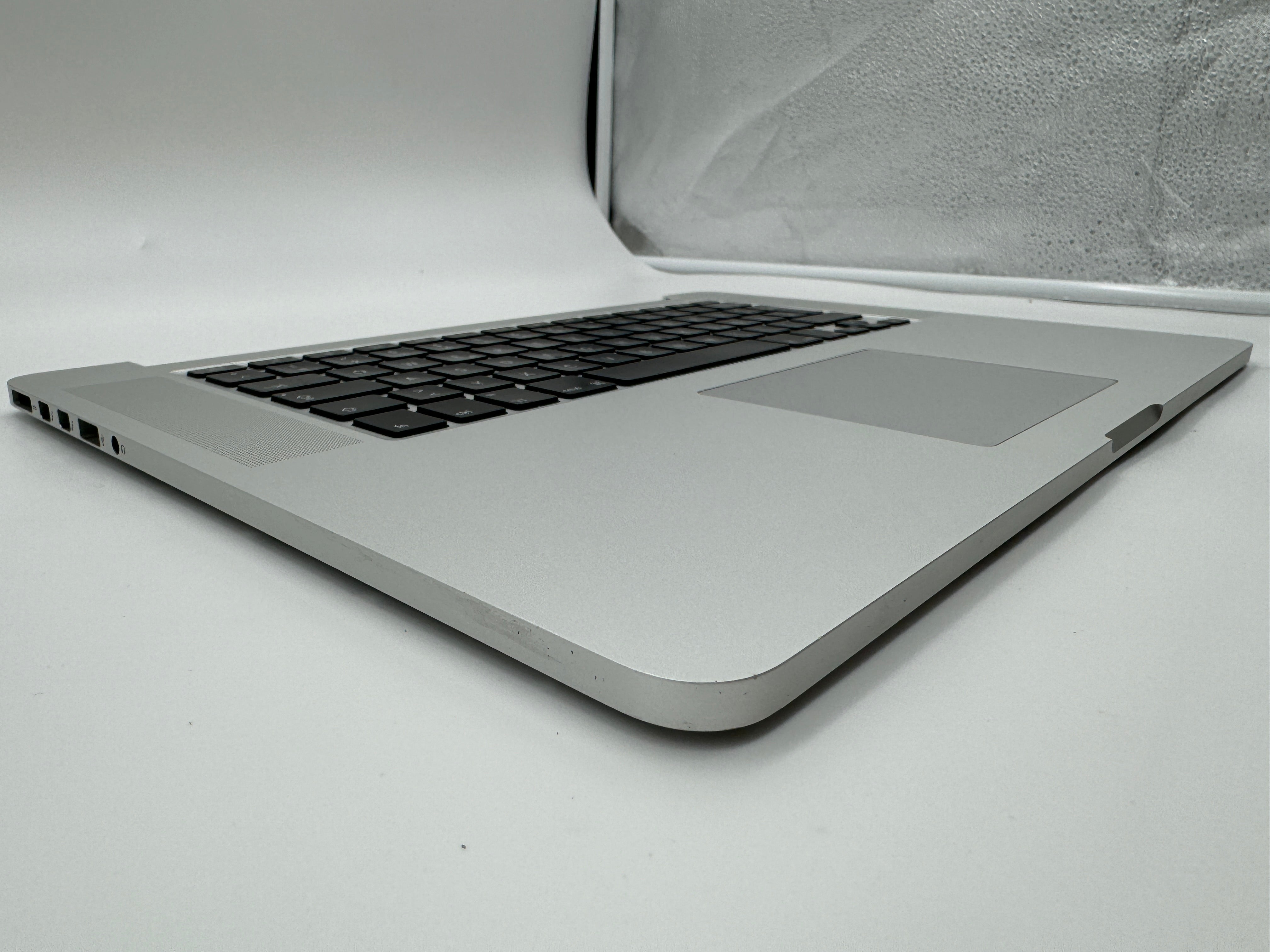 Macbook Pro 15" A1398 2015 Topcase Trackpad Tastatur #T381