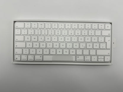 Apple Magic Keyboard  (QWERTZ) 2021 / 2022 silber weiß wireless