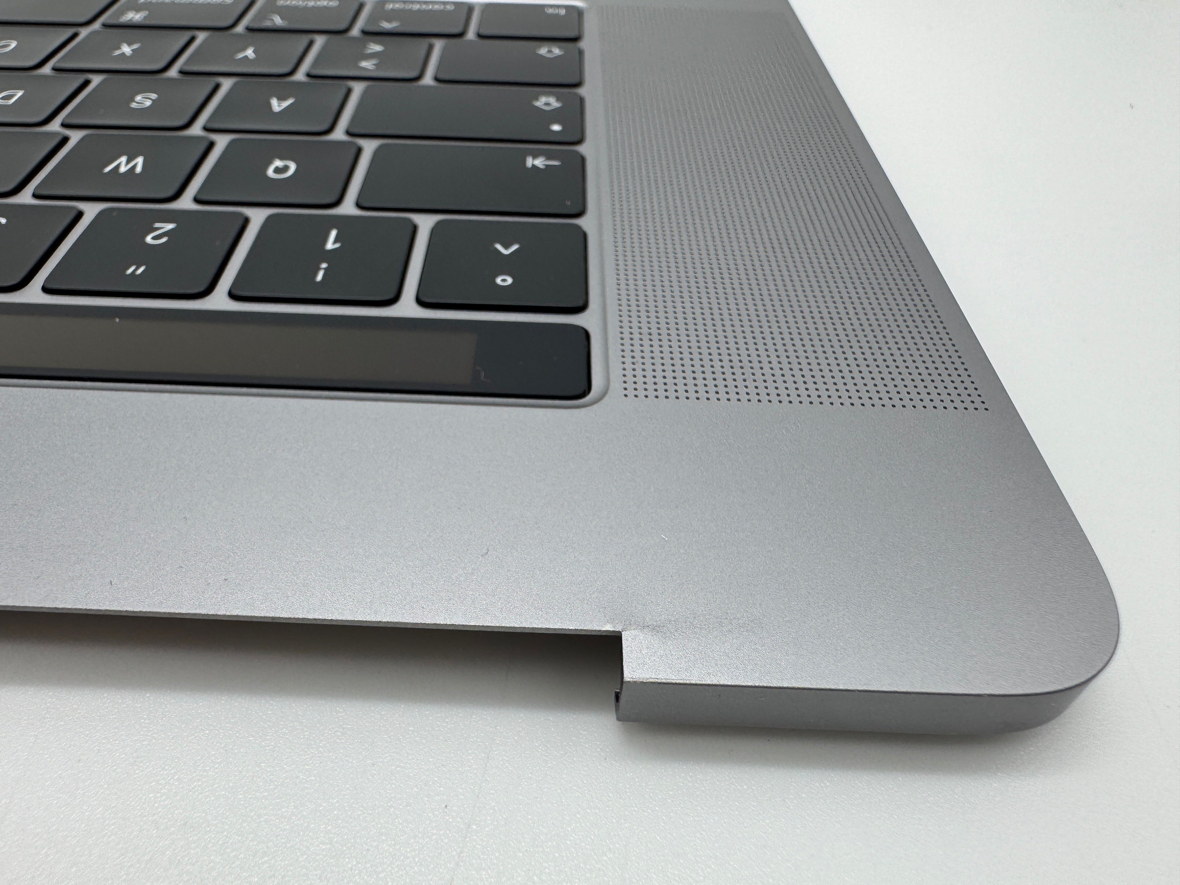 Macbook Pro 15" 2018 2019 A1990 QWERTZ Topcase Trackpad Tastatur Grau #T654