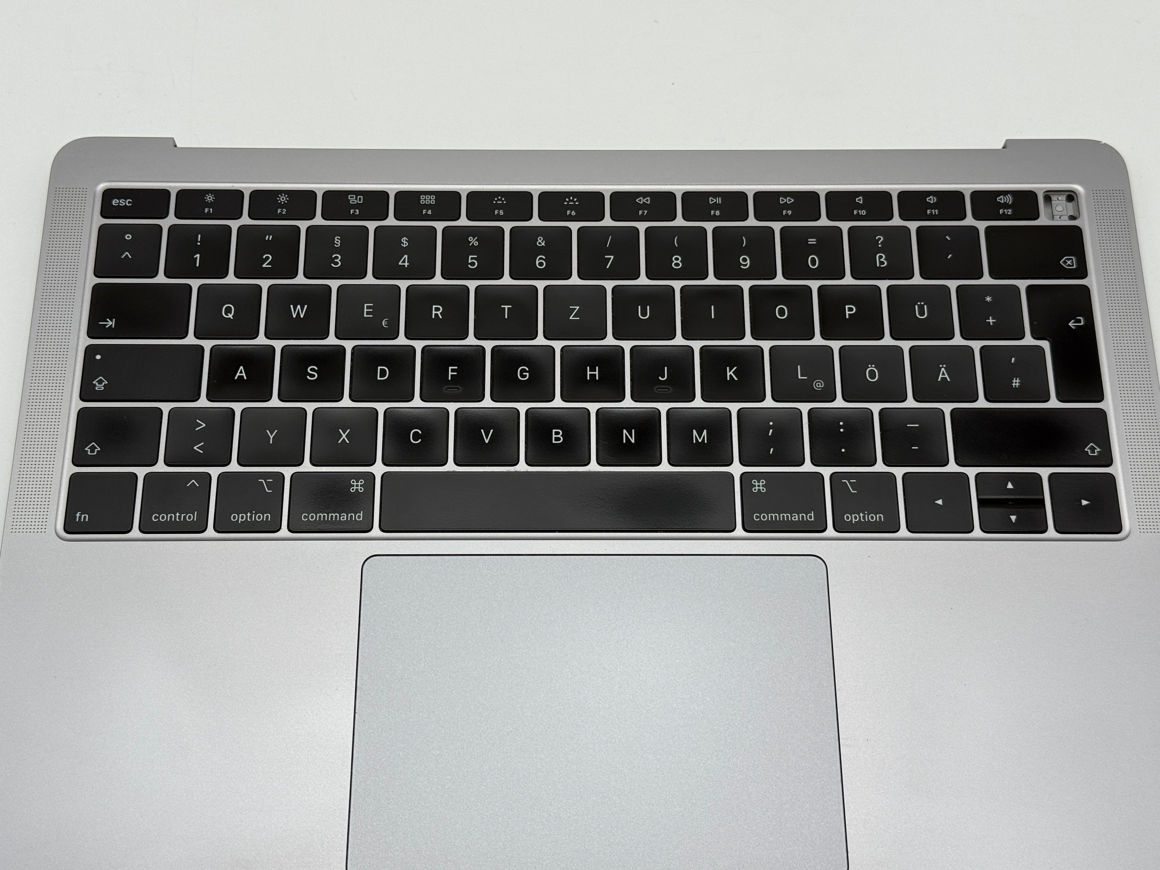 Macbook Air 13" 2018 2019 A1932 Topcase QWERTZ Trackpad Tastatur Grau #T840