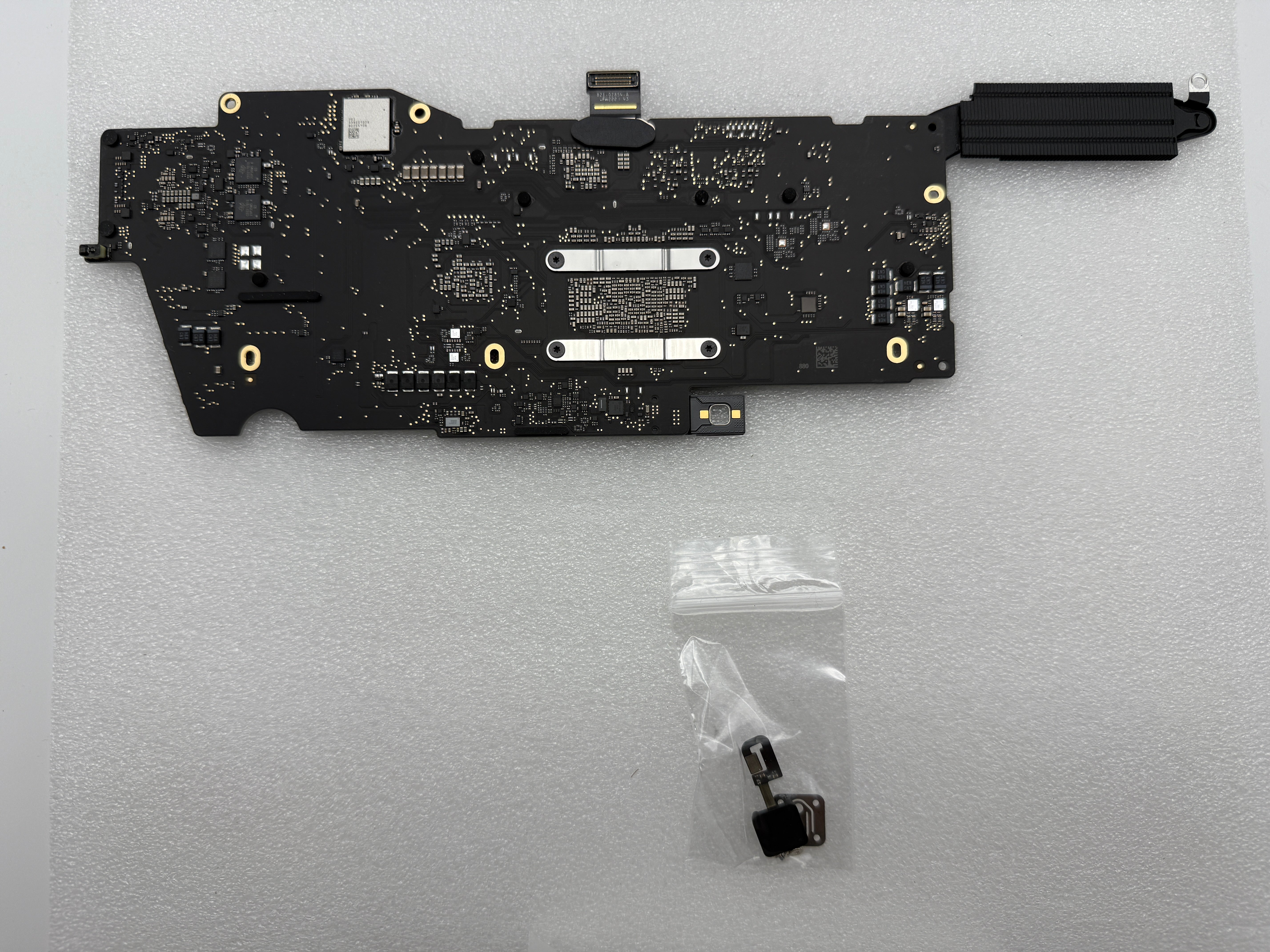 Macbook Pro A2338 13" 2022 M2 8GB 512GB Mainboard 820-02773-05 Logicboard #M177