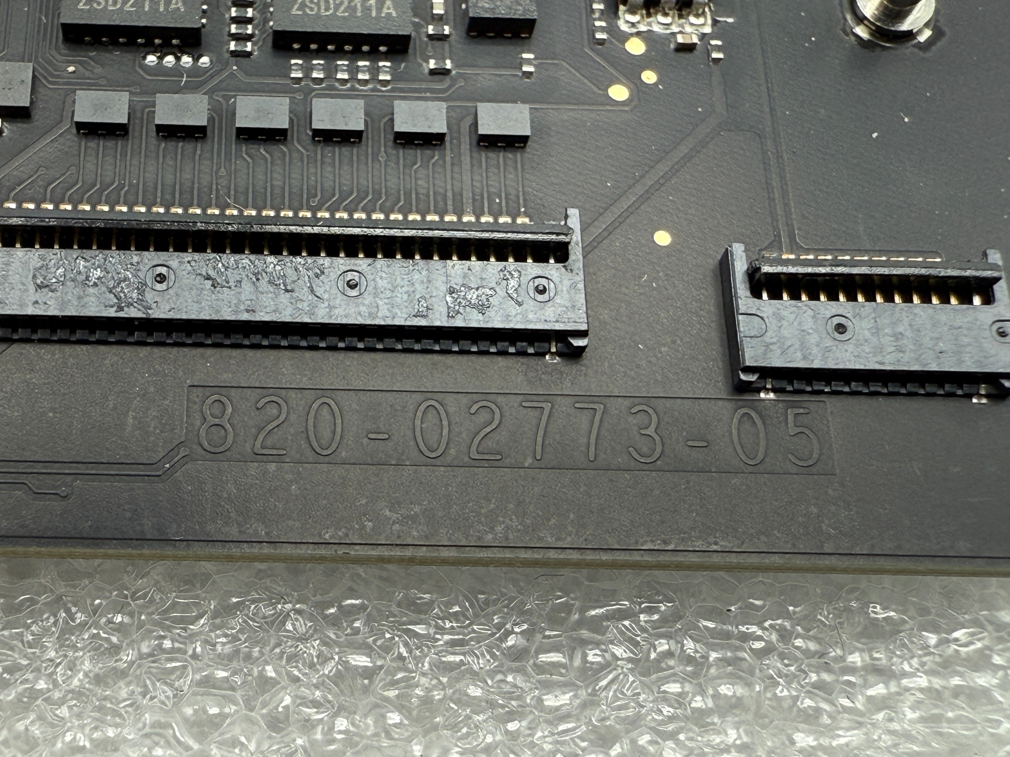 Macbook Pro A2338 13" 2022 M2 8GB 512GB Mainboard 820-02773-05 Logicboard #M177