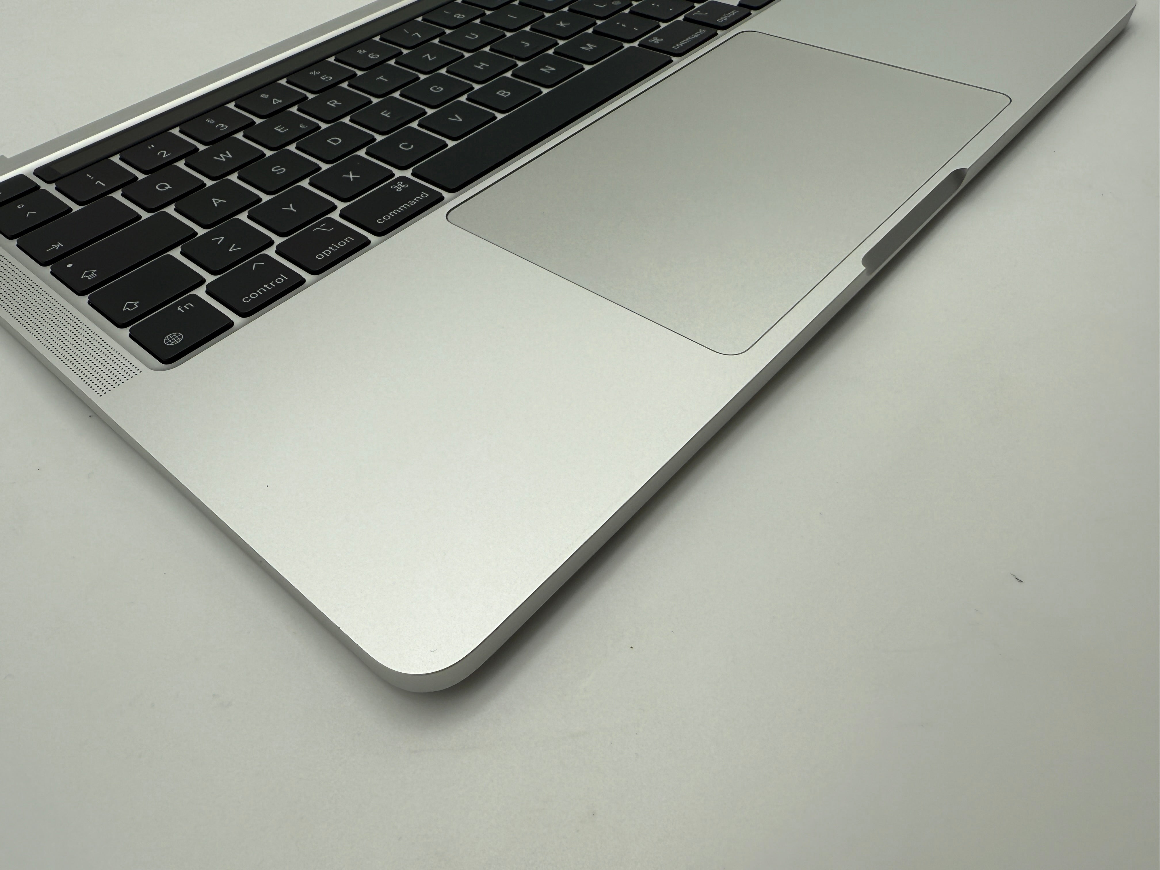 Macbook Pro 13" 2020 A2338 Topcase Akku Tastatur Silber #T856