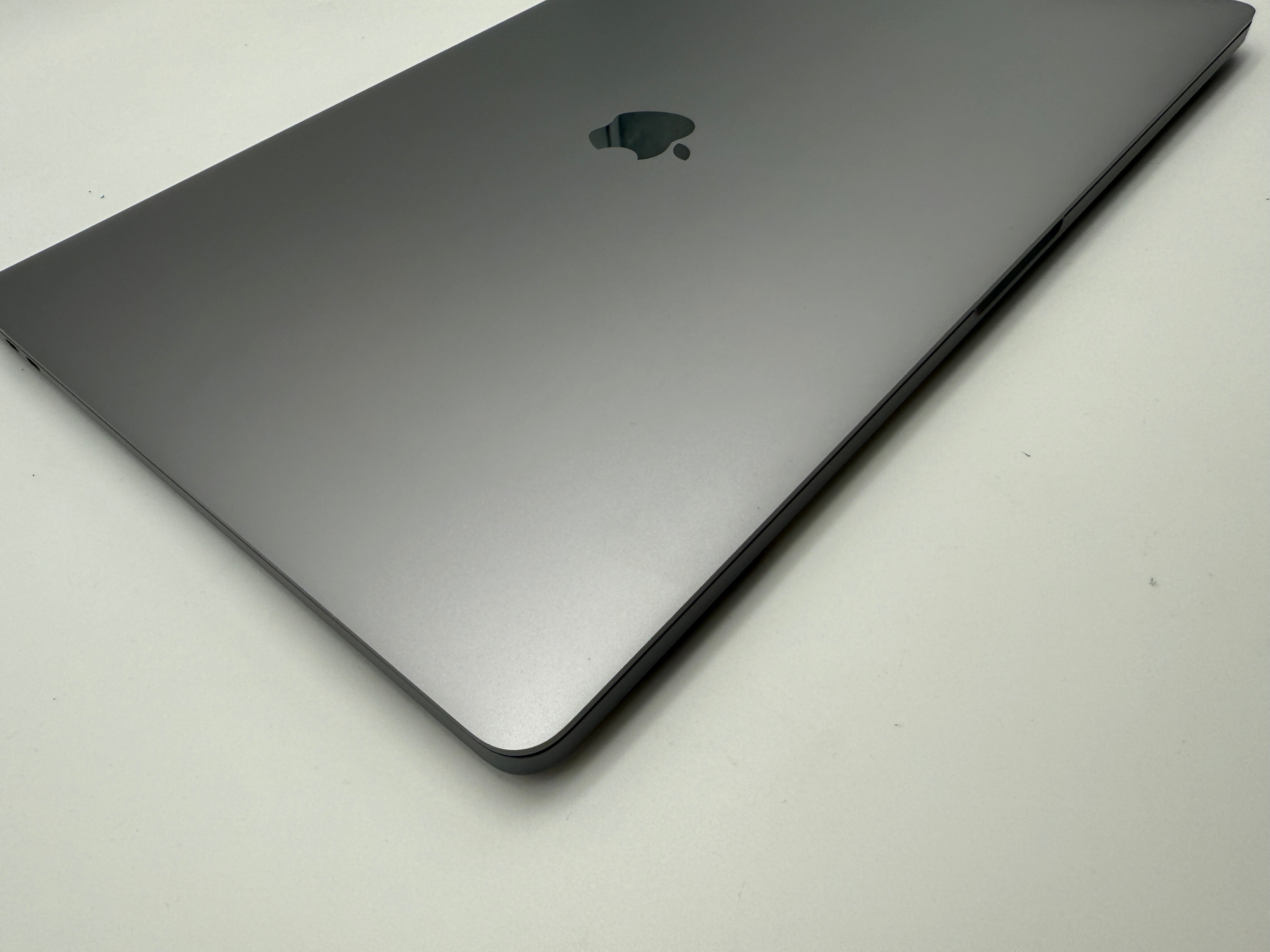 Macbook Pro 16" A2141 2019 2,6GHz i7 16GB 512GB 5300M Spacegrau #PS212