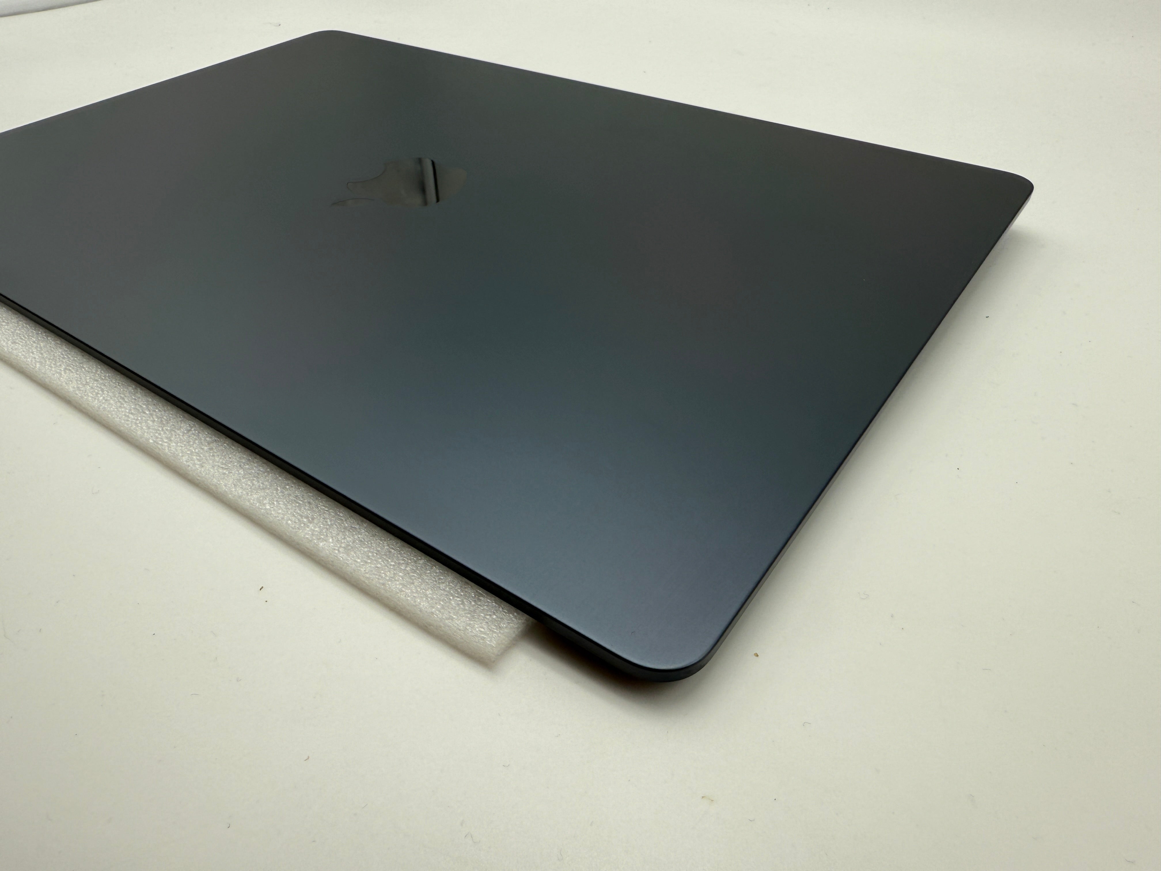 MacBook Air 15" A3114 2024 Display Original Pulled Midnight #D877